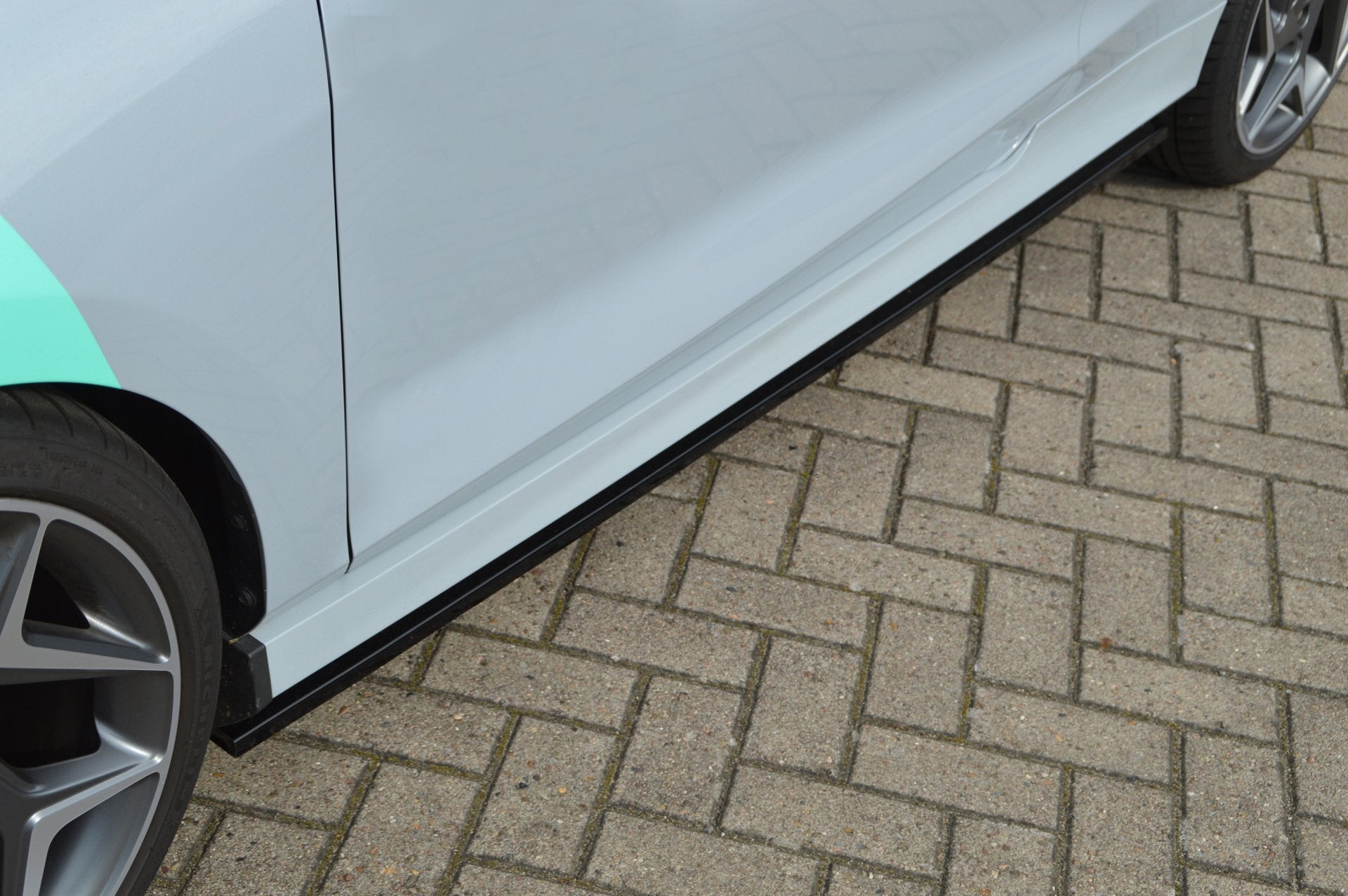 Cup 4 Seitenschweller passend für Ford Fiesta ST JHH
