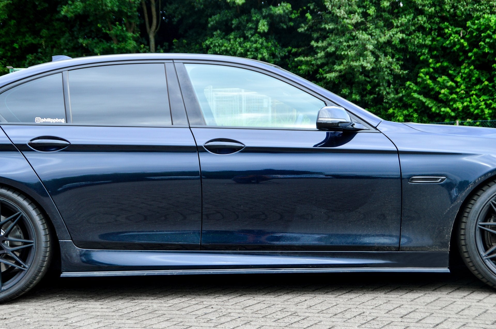 Seitenschweller im Cup Look passend für BMW 5er mit M-Paket + M5