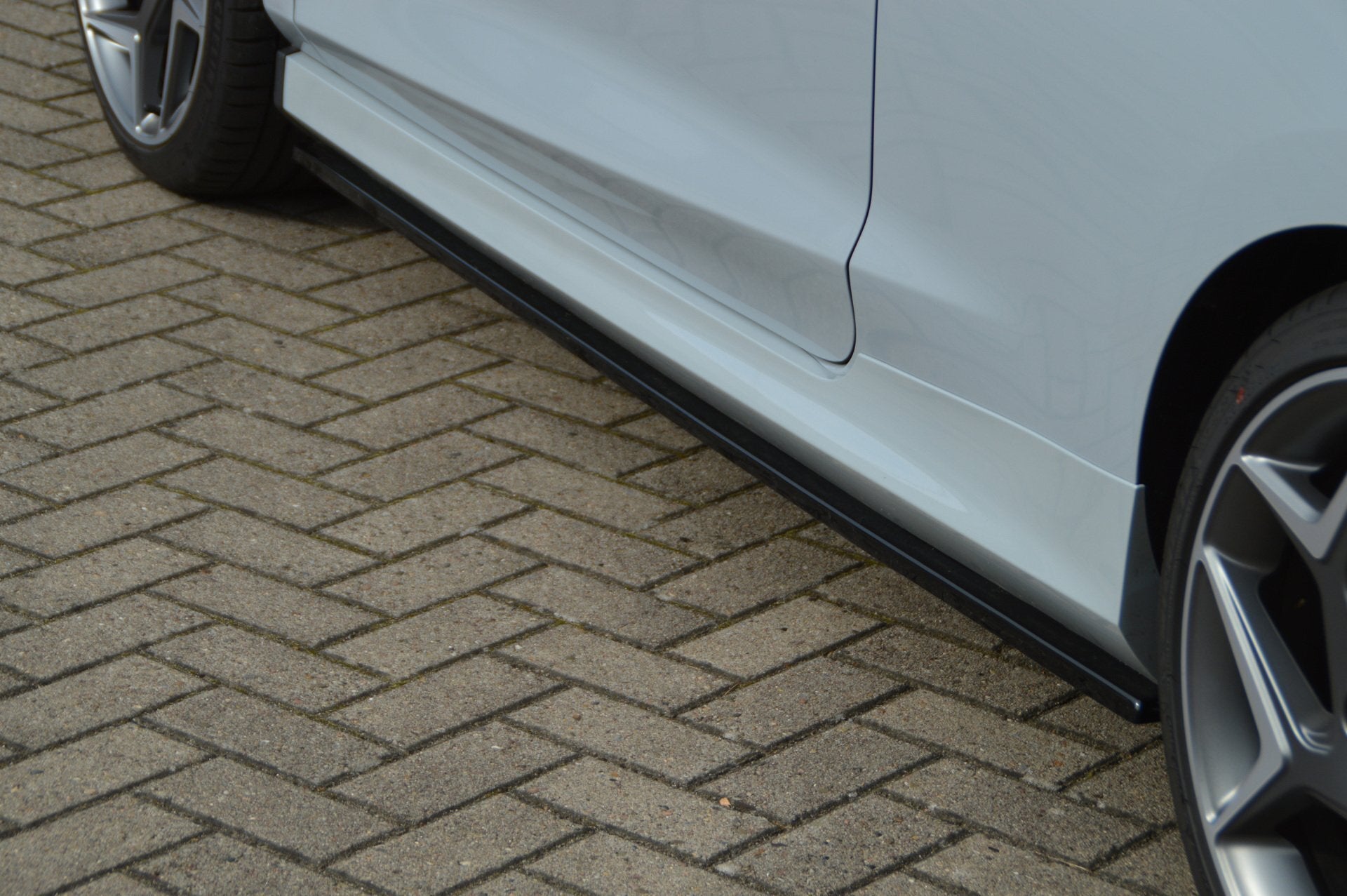 Cup 4 Seitenschweller passend für Ford Fiesta ST JHH