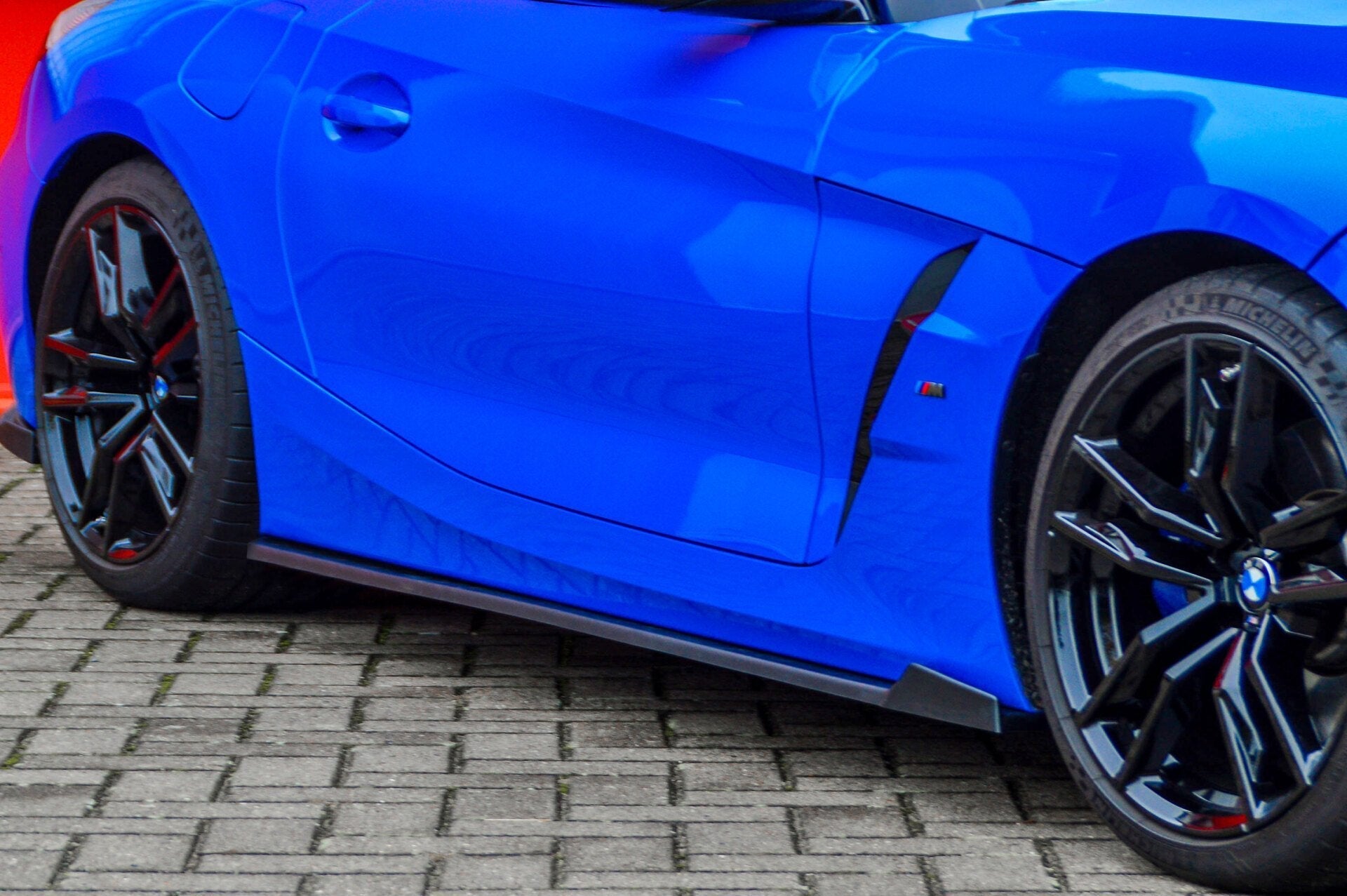 Cup Seitenschweller mit Wing vorne passend für BMW Z4 G29 mit M-Paket
