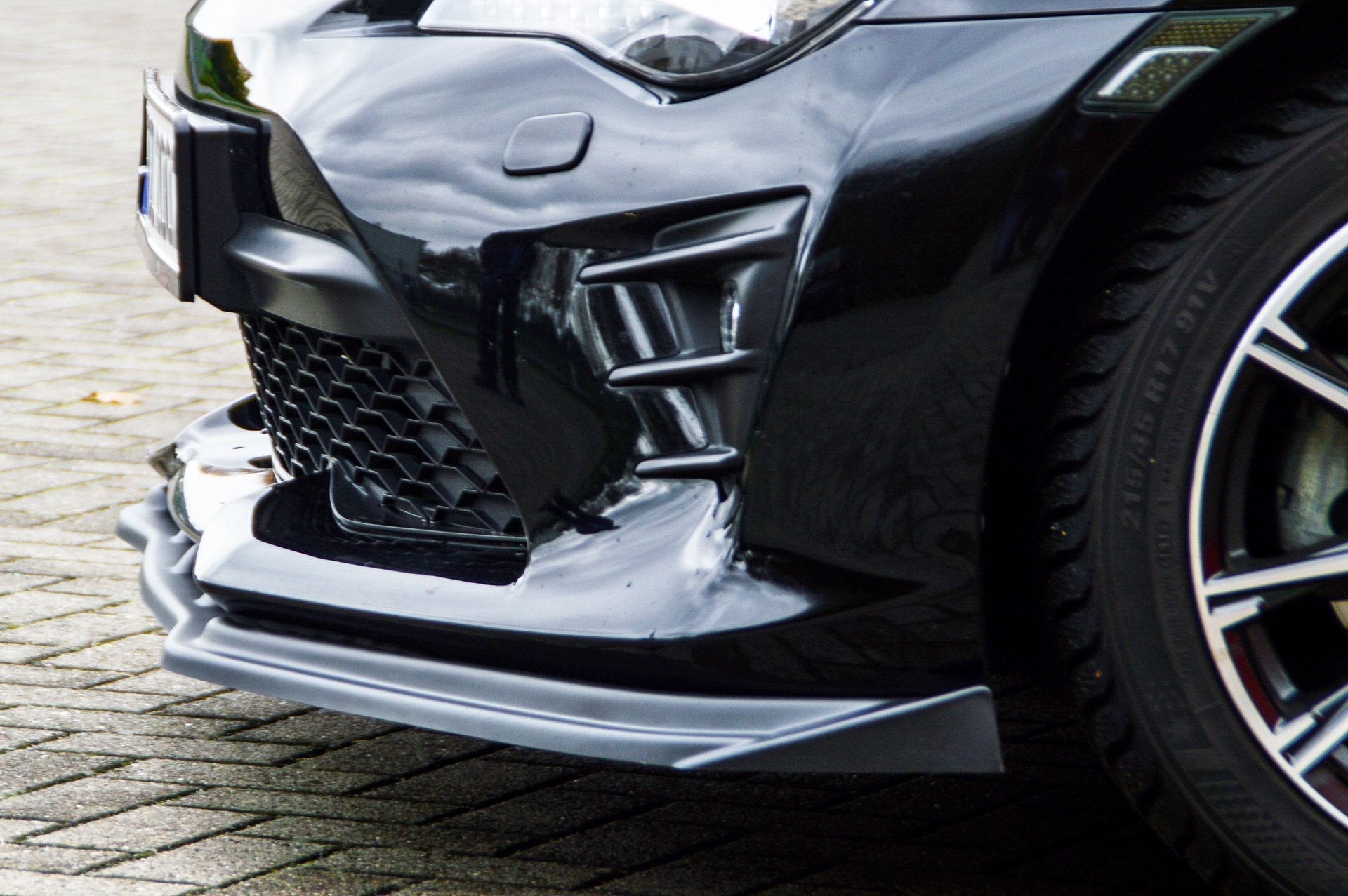 Cup Frontspoilerlippe mit Wing passend für Toyota GT86 Facelift