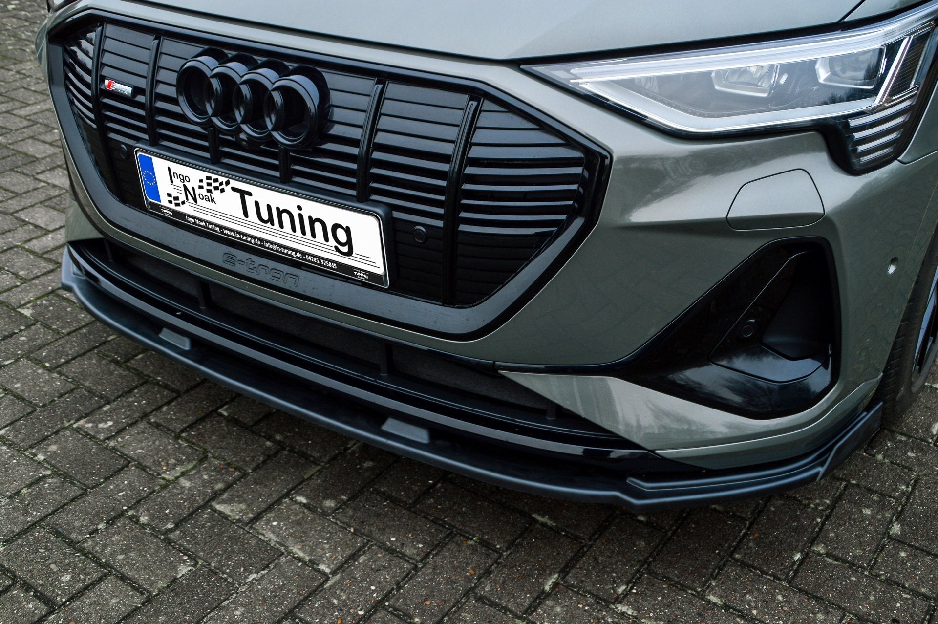 Cup Frontspoilerlippe mit Wing passend für Audi e-tron Quattro +Sportback
