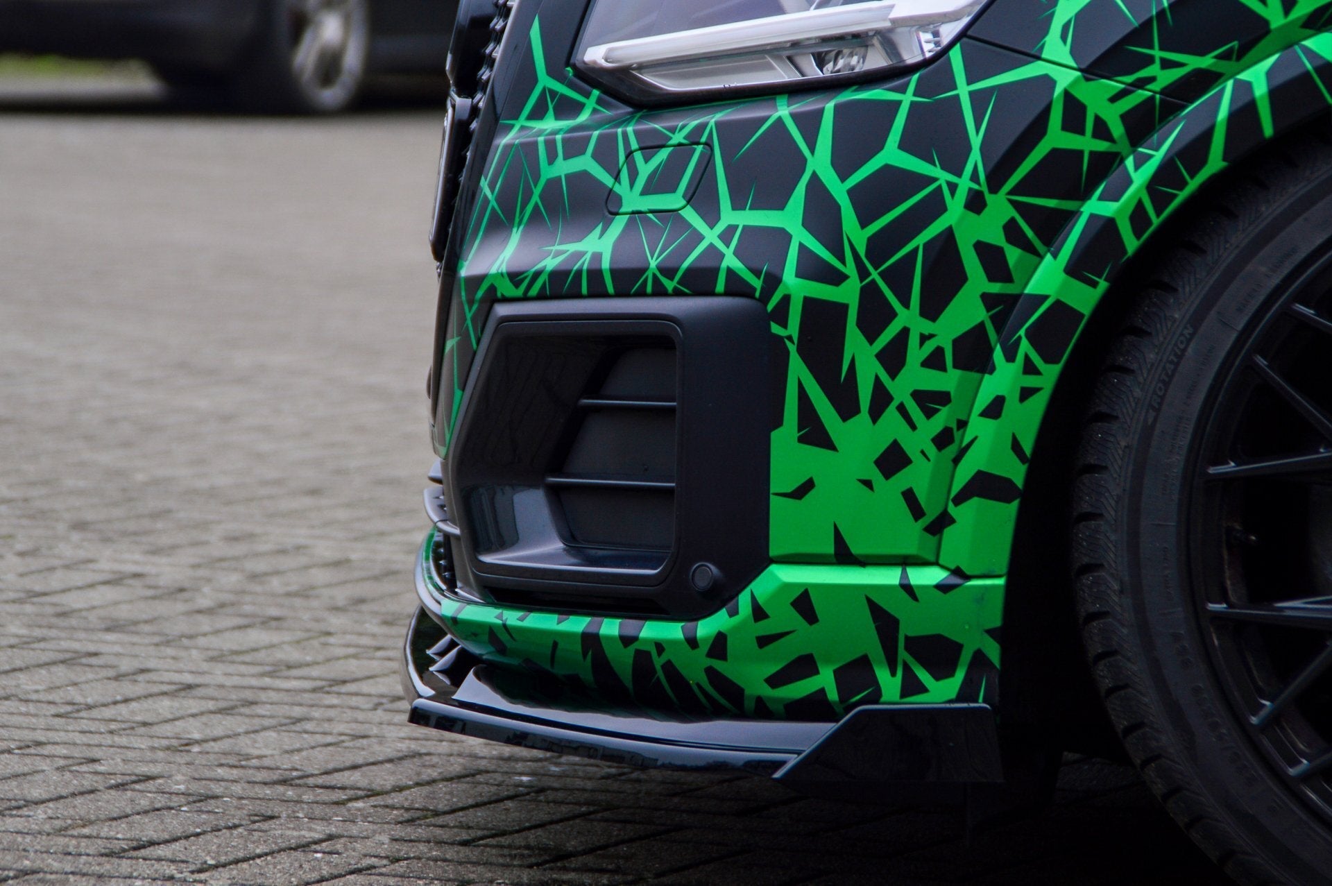 Cup Frontspoilerlippe mit Wing passend für Audi Q2 GA