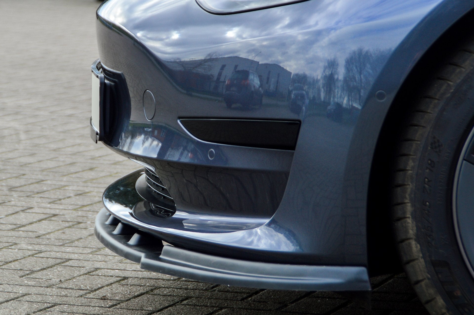 Cup Frontspoilerlippe passend für Tesla Model 3