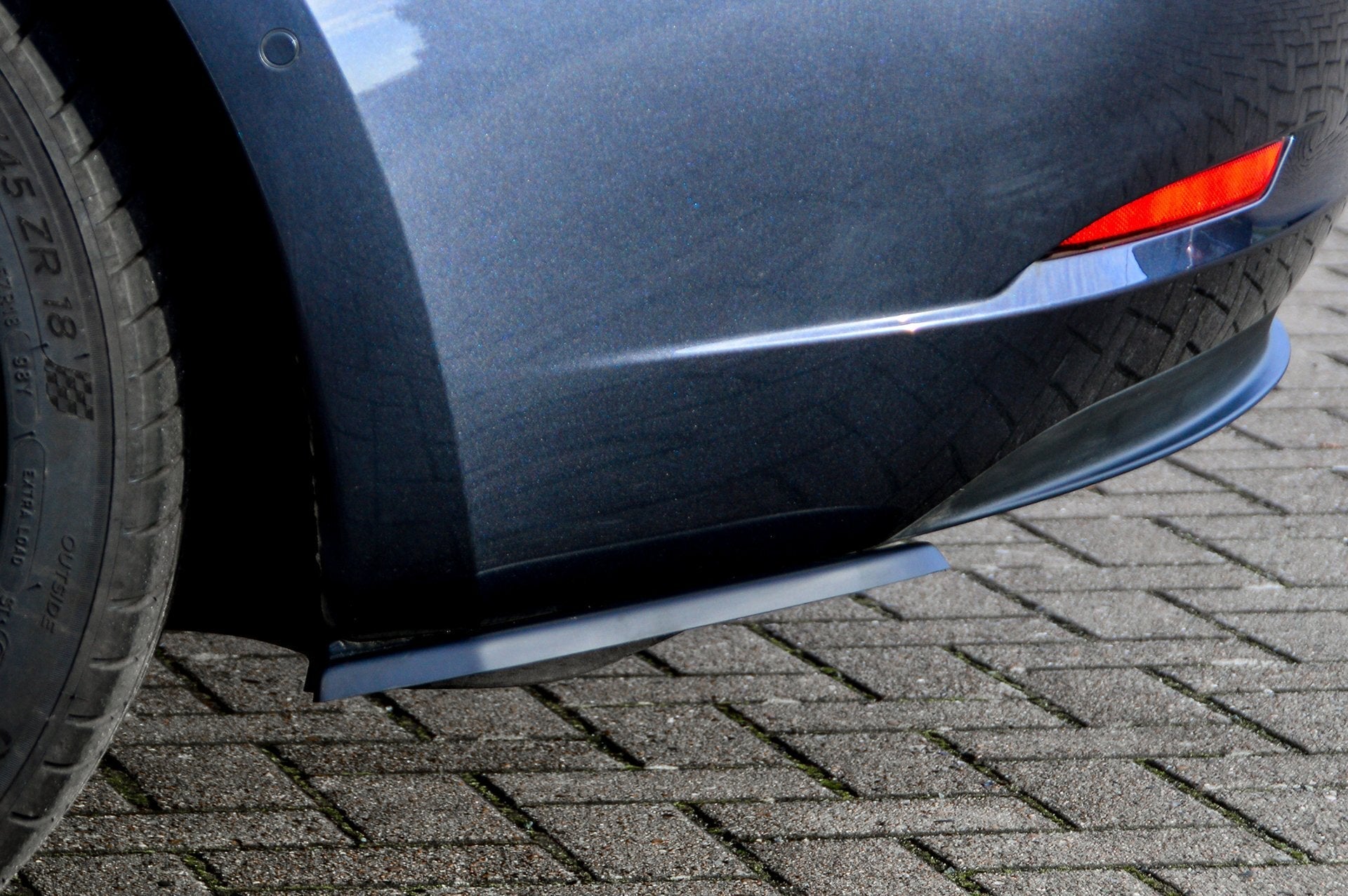 Heckansatz Seitenteile passend für Tesla Model 3