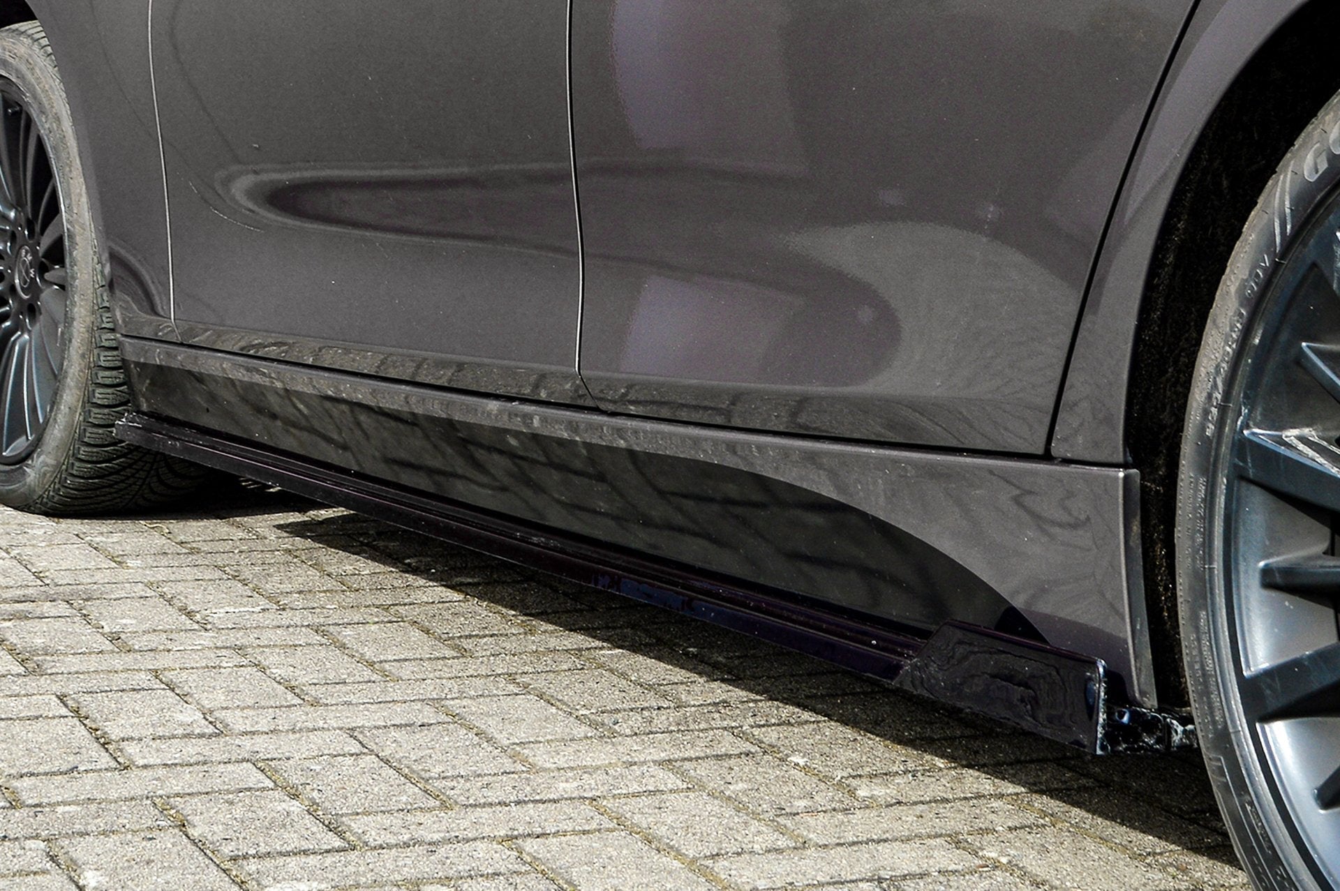 Cup Seitenschweller mit Wing passend für BMW 3er F30 F31 ohne M-Paket
