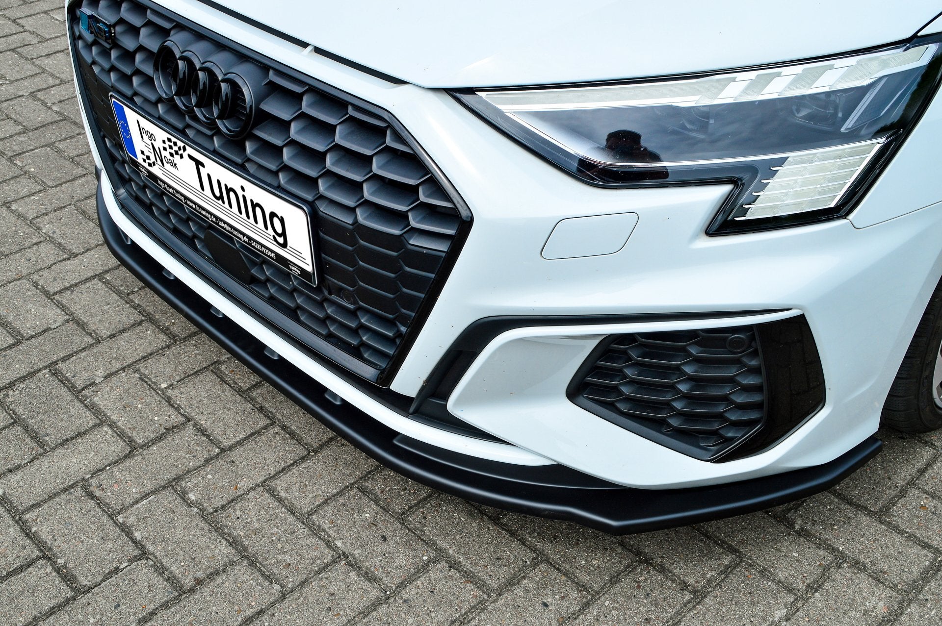 Cup Frontspoilerlippe passend für Audi A3 8Y S-Line + S3