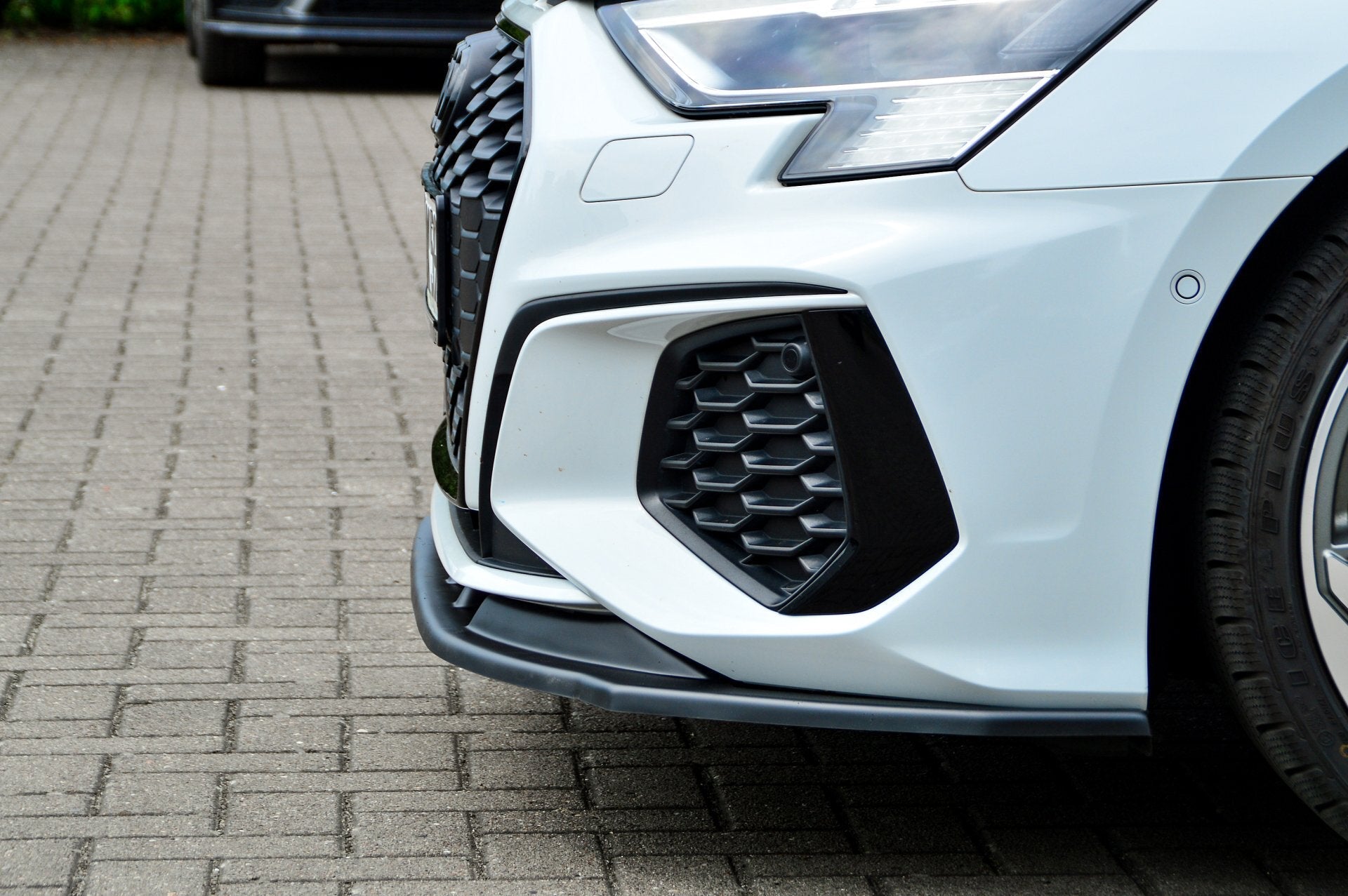 Cup Frontspoilerlippe passend für Audi A3 8Y S-Line + S3