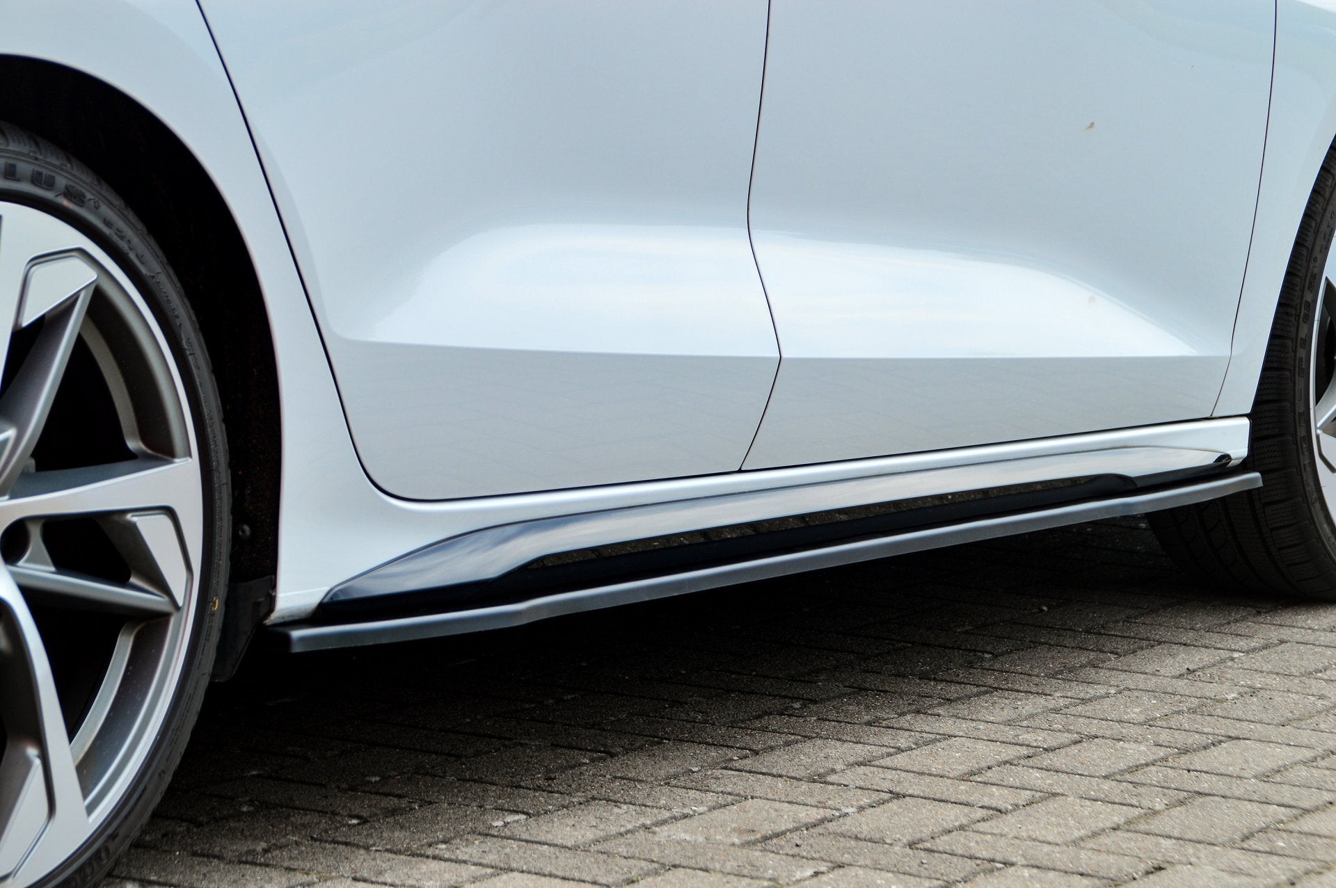 Cup Seitenschweller passend für Audi A3 8Y S-Line + S3