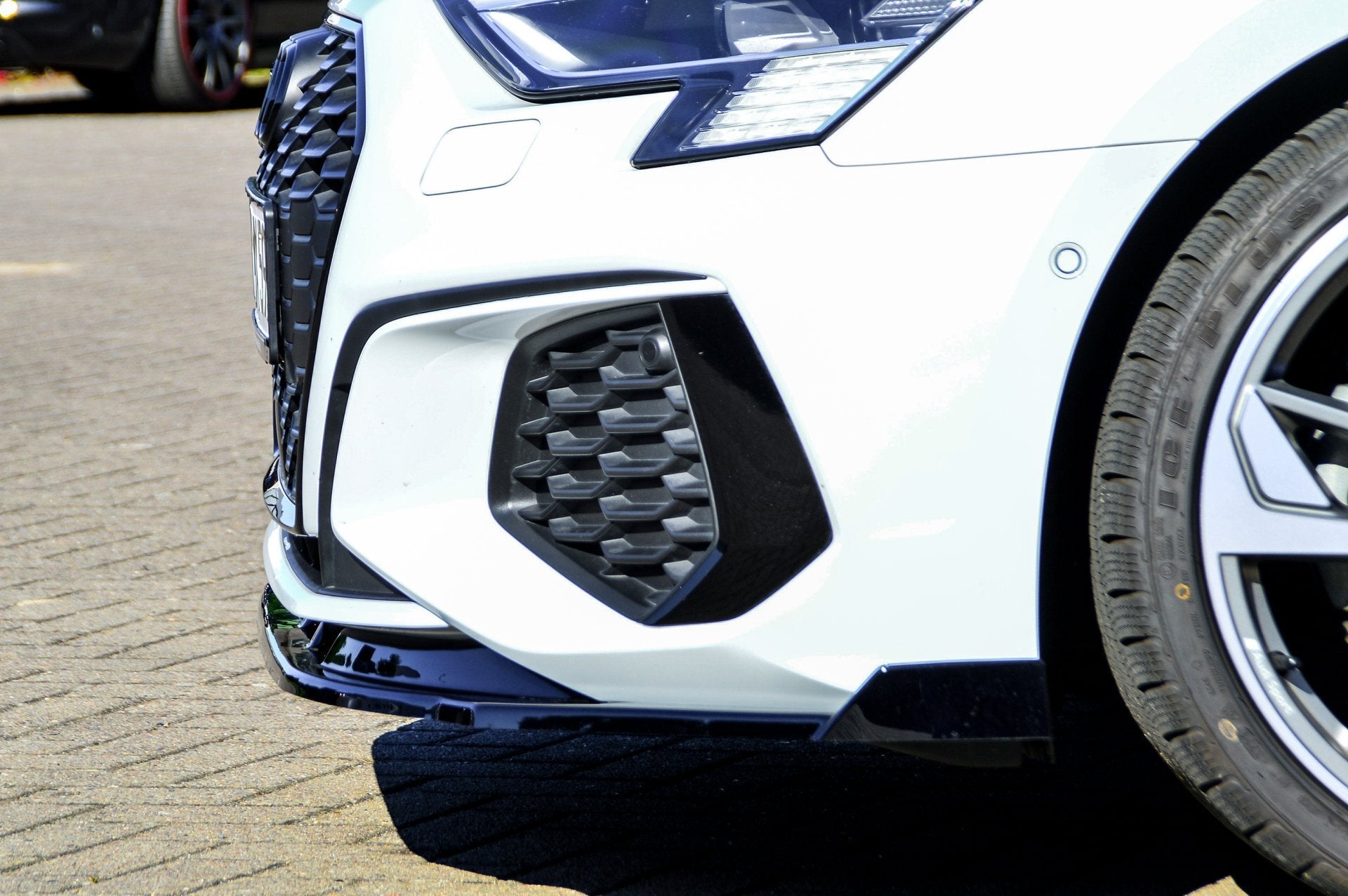 Cup Frontspoilerlippe mit Wing passend für Audi A3 8Y S-Line + S3