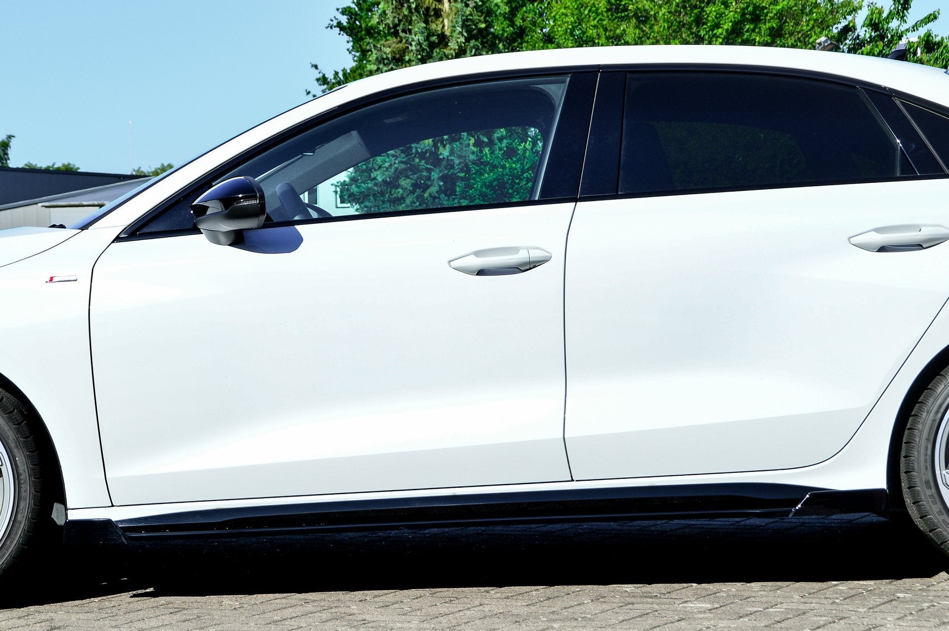 Cup Seitenschweller mit Wing vorne + hinten passend für Audi A3 8Y S-Line + S3