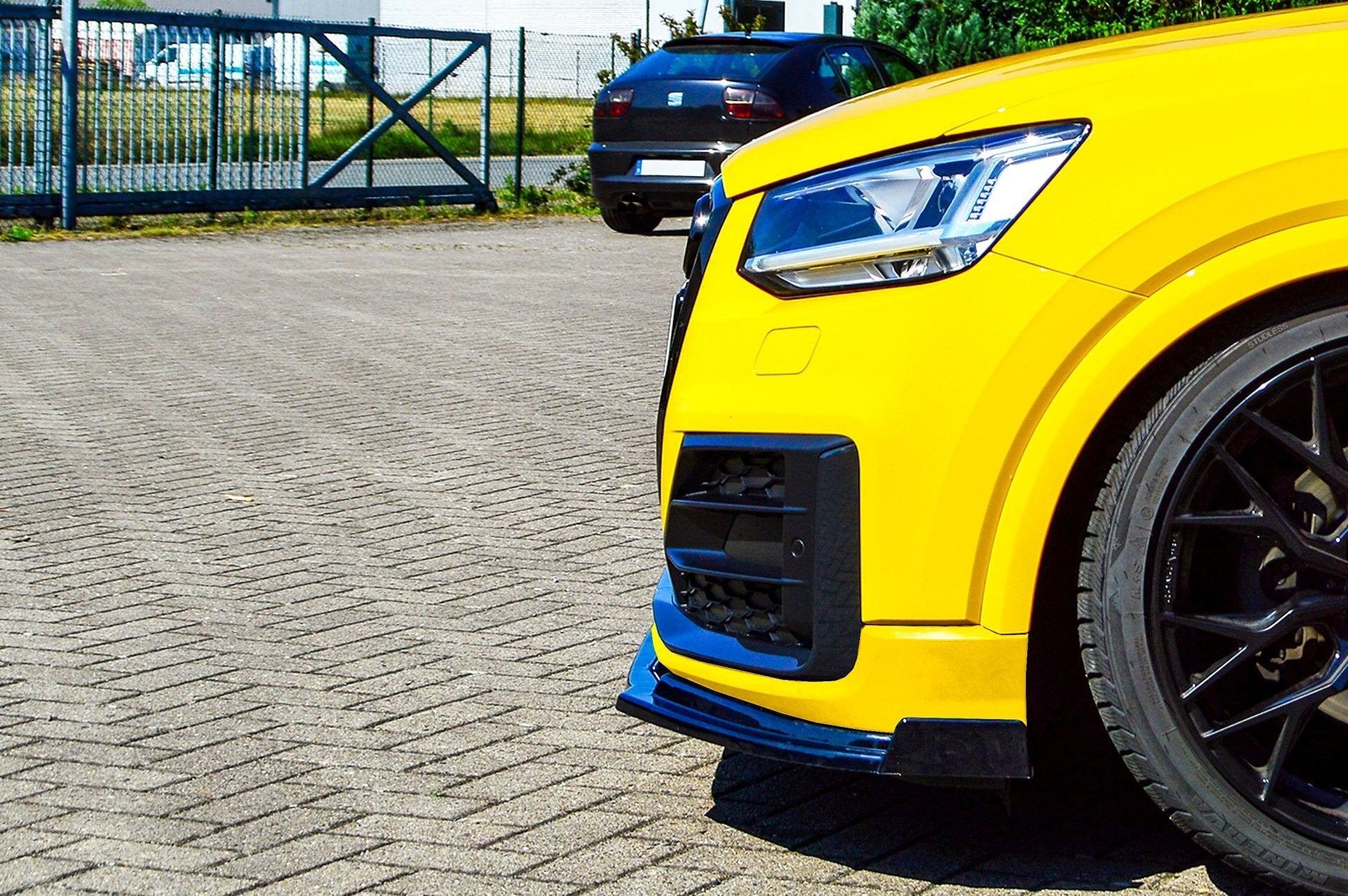 Cup Frontspoilerlippe mit Wing passend für Audi Q2 Sport GA aus ABS