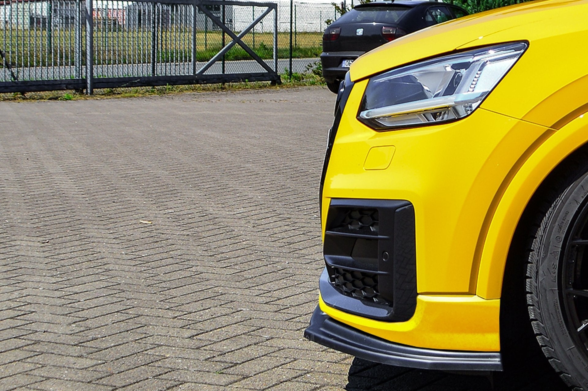 Cup Frontspoilerlippe passend für Audi Q2 Sport GA aus ABS