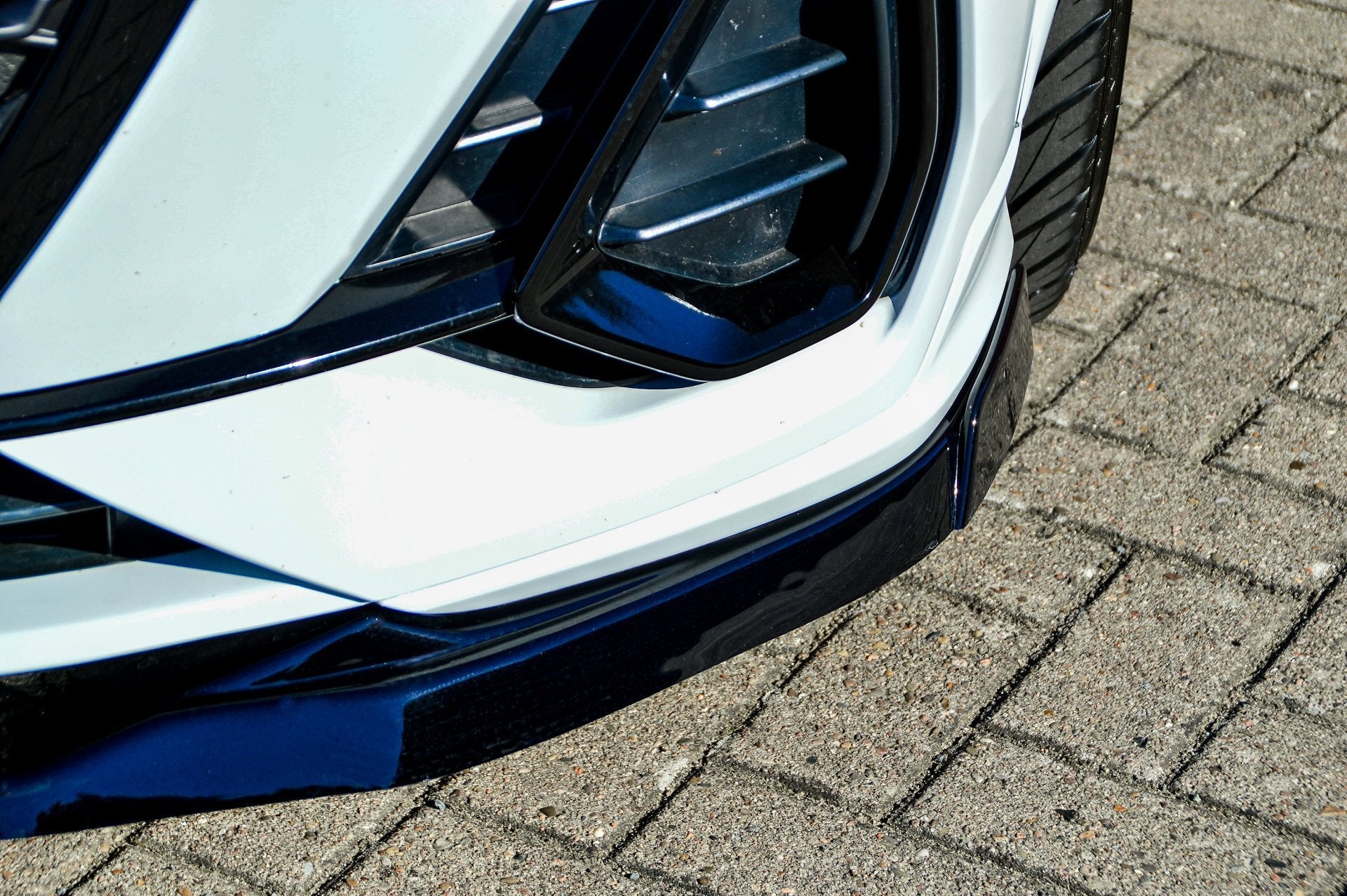 Cup Frontspoilerlippe mit Wing passend für Audi Q3 F3/F3N mit S-Line aus ABS