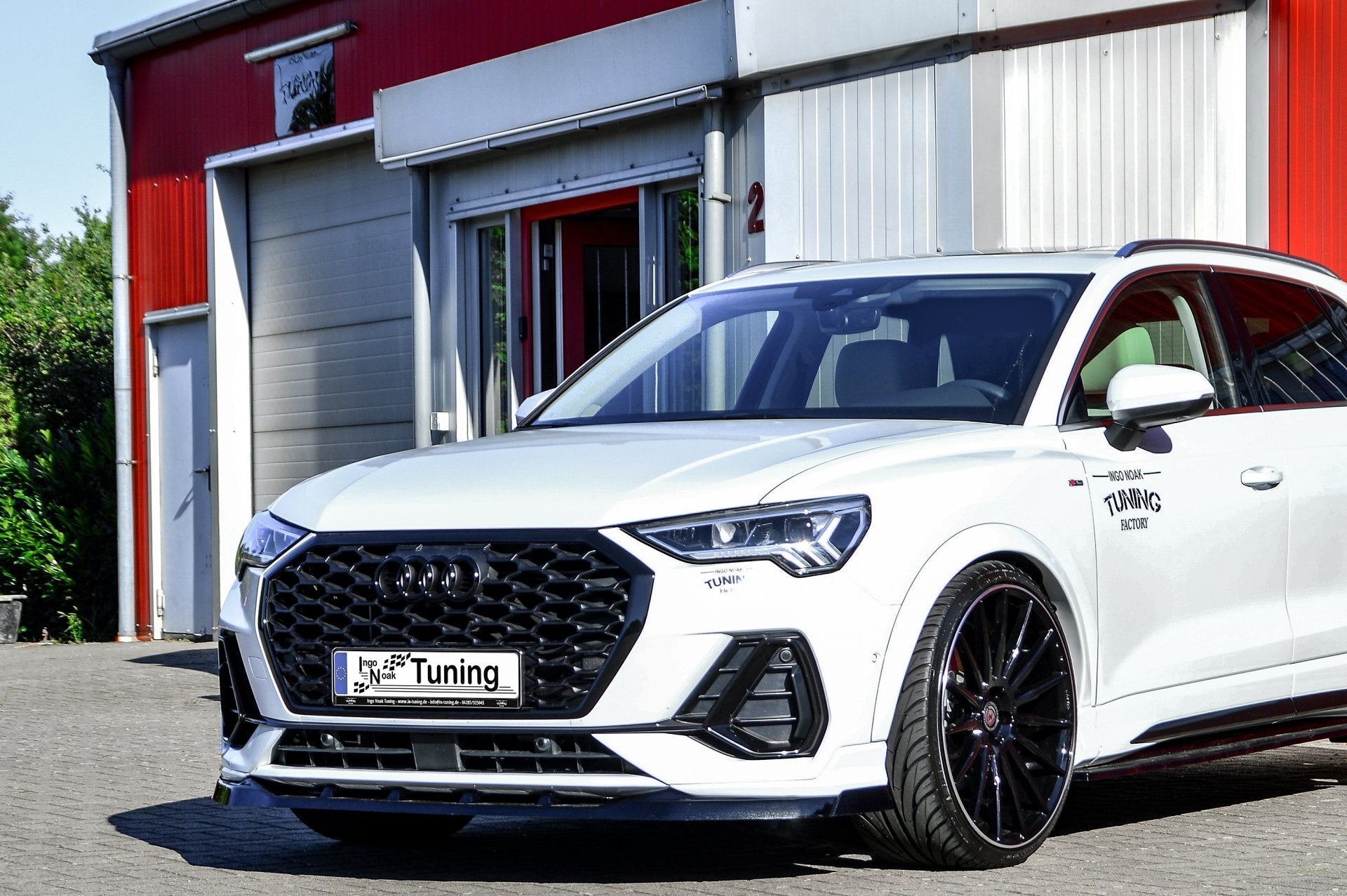 Cup Frontspoilerlippe mit Wing passend für Audi Q3 F3/F3N mit S-Line aus ABS