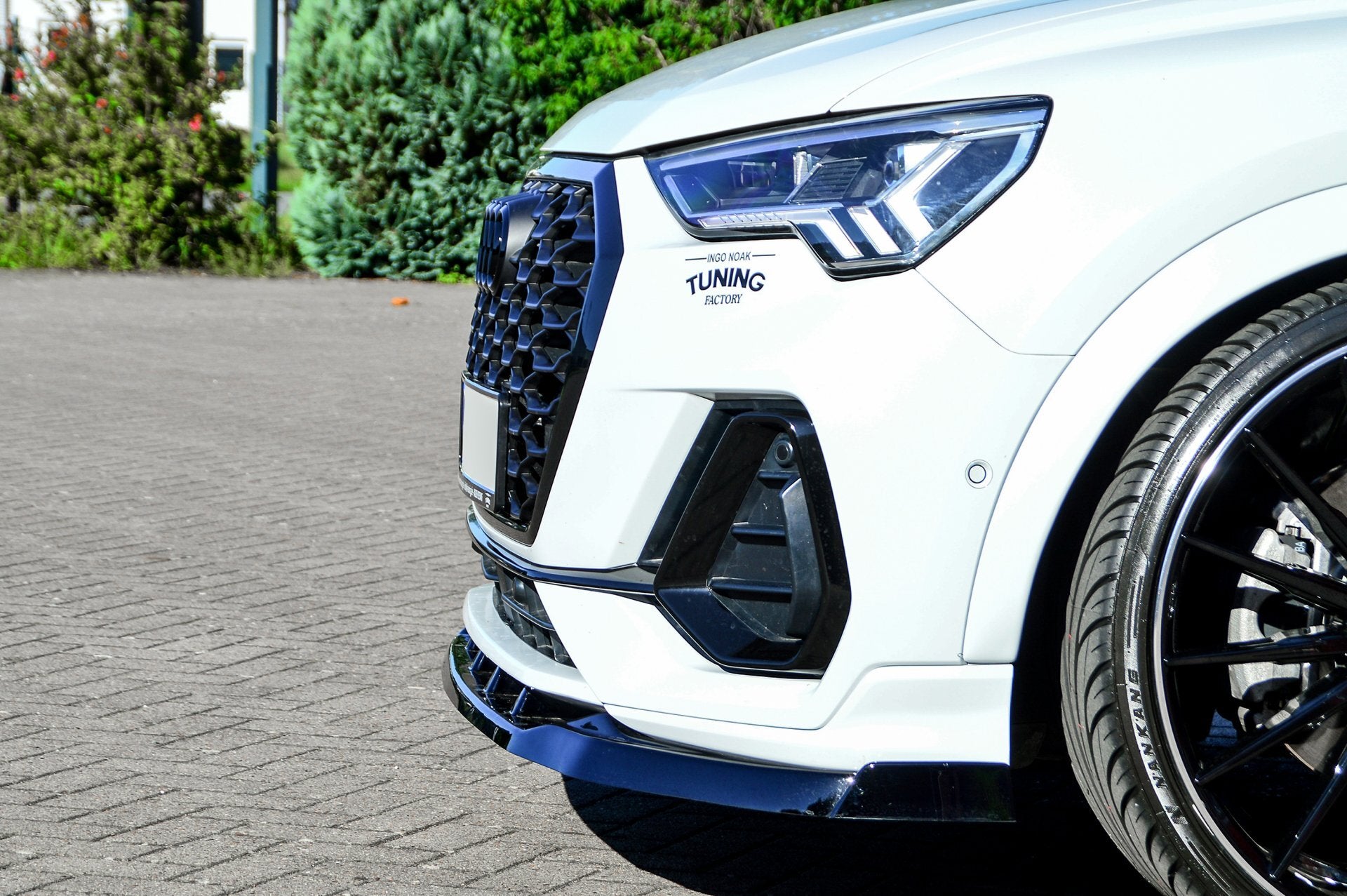 Cup Frontspoilerlippe mit Wing passend für Audi Q3 F3/F3N mit S-Line aus ABS