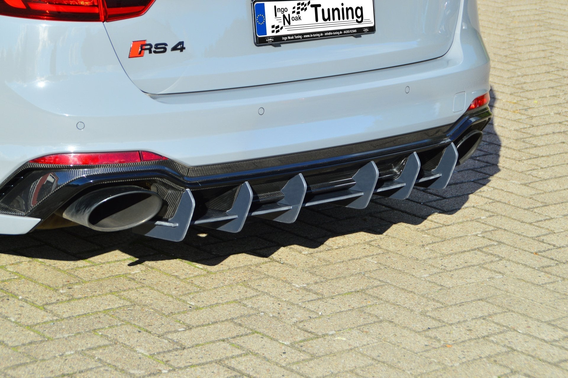 Gefräster Heckansatz aus ABS passend für Audi RS4 B9