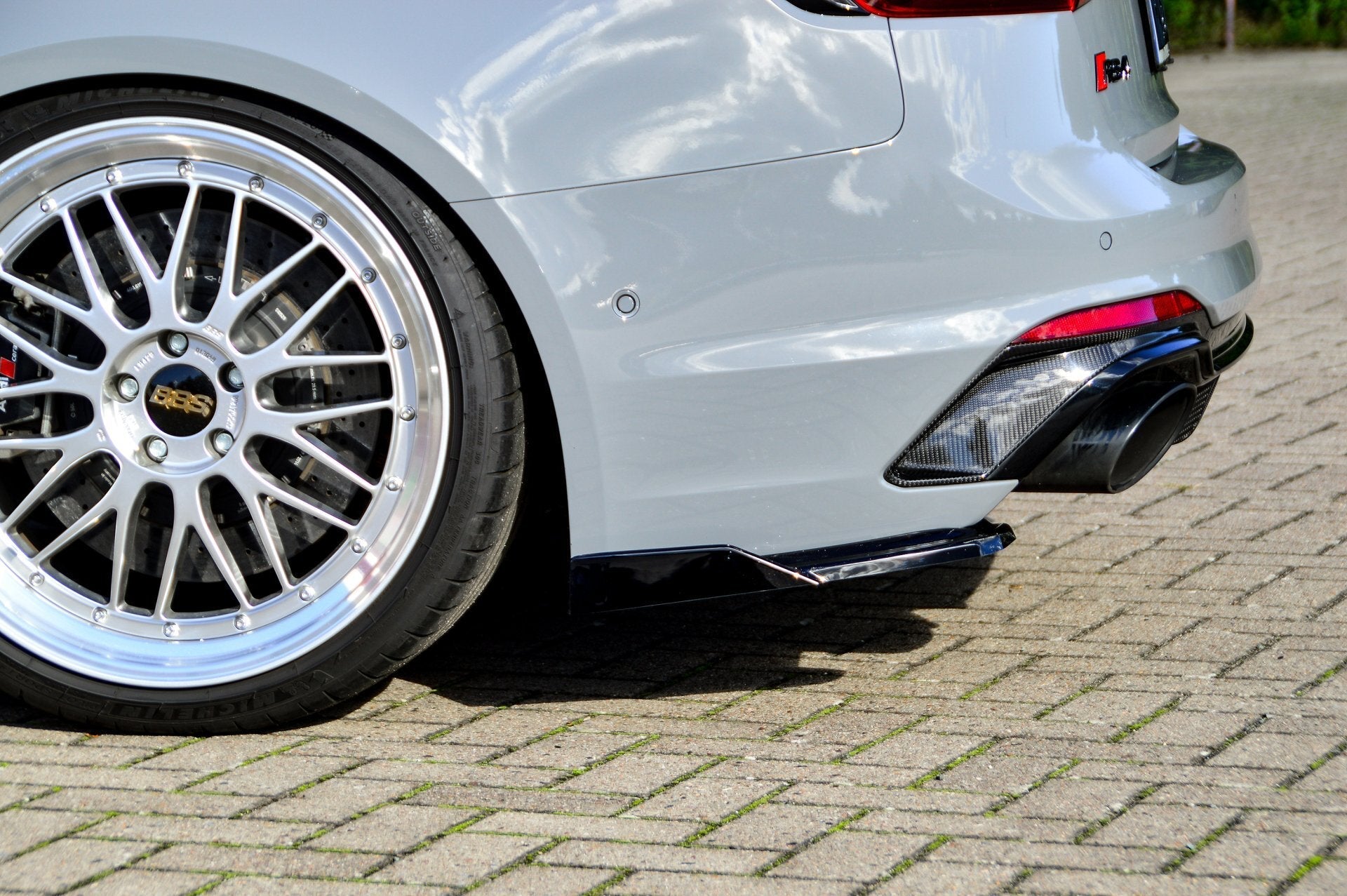 Heckansatz Seitenteile mit Wings aus ABS passend für Audi RS4 B9