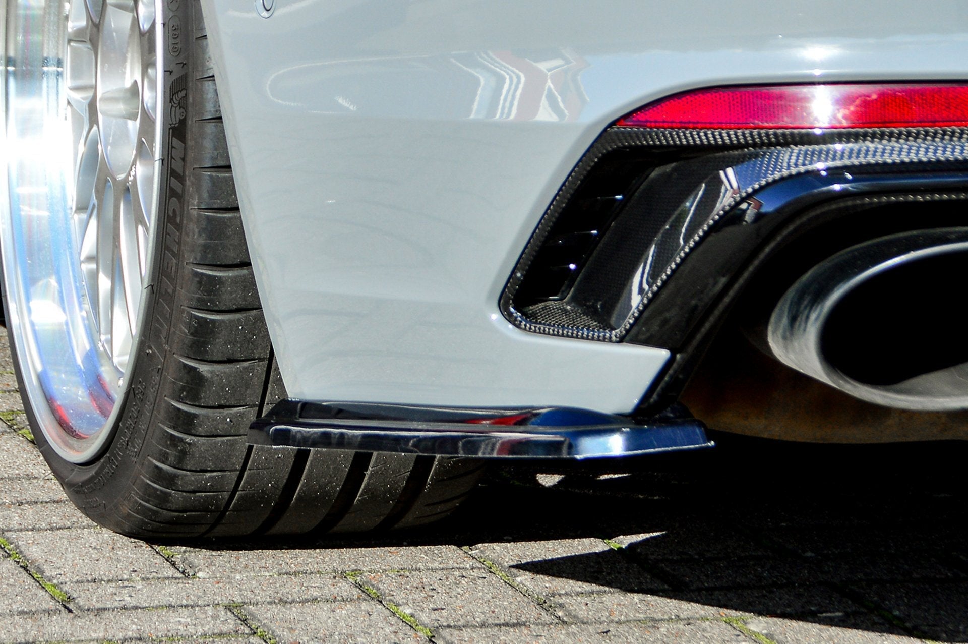 Heckansatz Seitenteile aus ABS passend für Audi RS4 B9