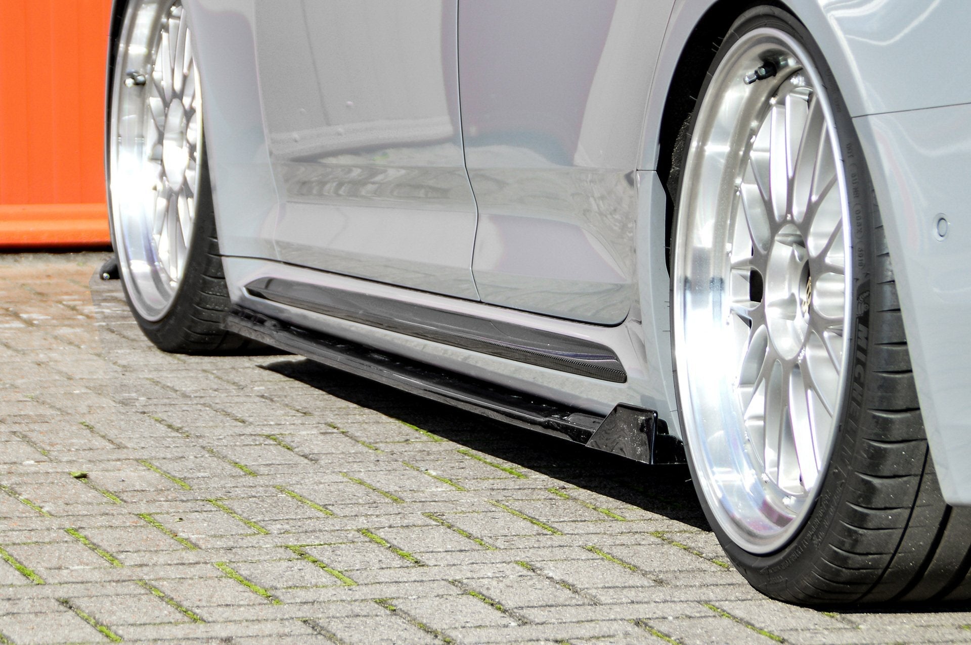 Seitenschweller mit Wing hinten passend für Audi RS4 B9