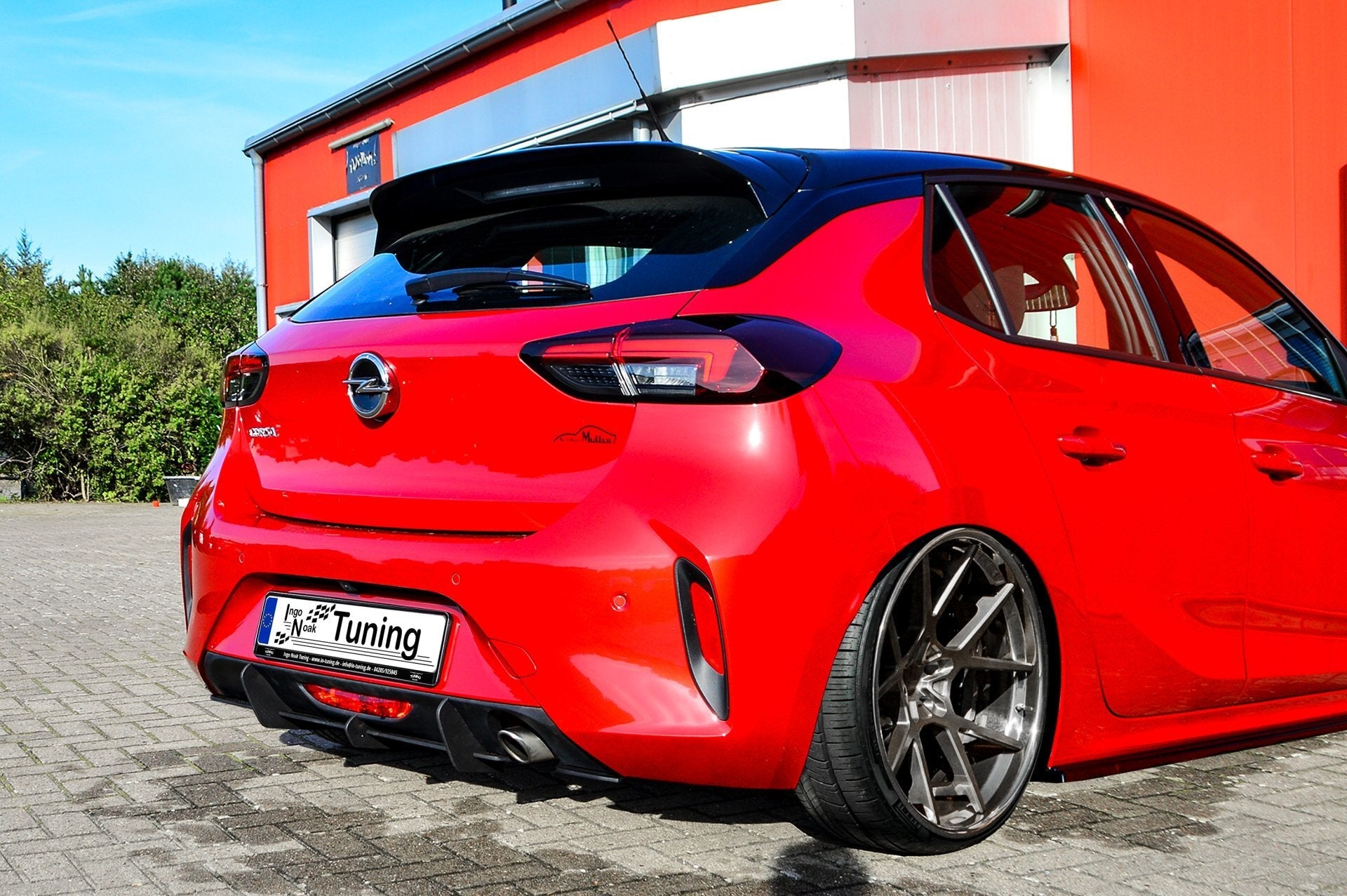 Gefräster Heckansatz mit Finnen passend für Opel Corsa F GS-Line