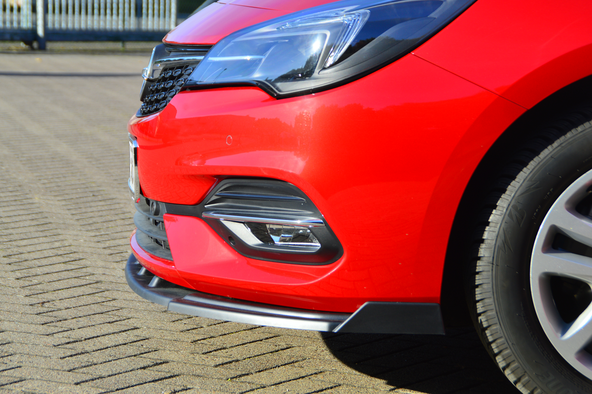 Cup Frontspoilerlippe mit Wing passend für Opel Astra K 5 Türer + Sportstourer