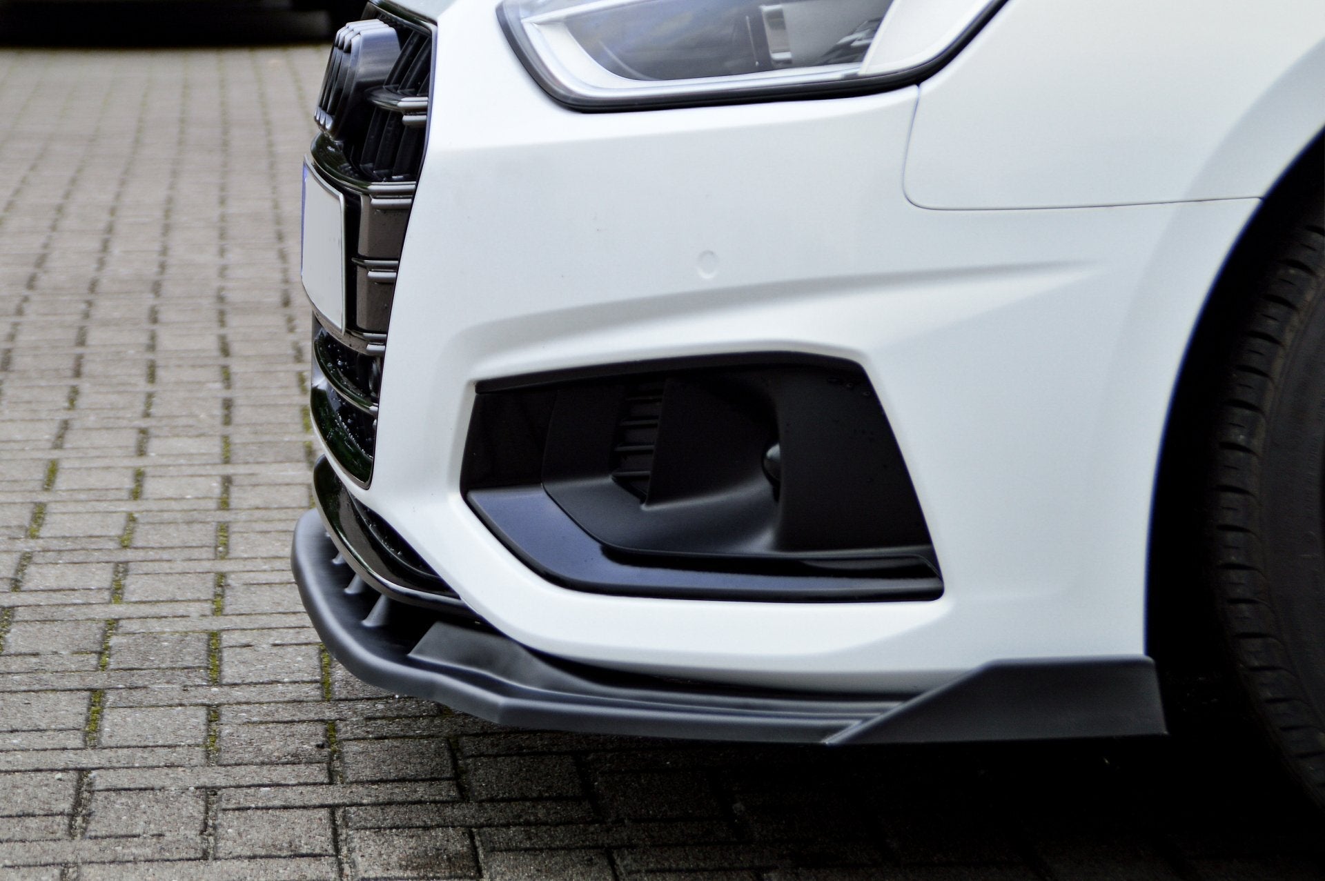 Cup Frontspoilerlippe mit Wing passend für Audi A4 B9 Facelift