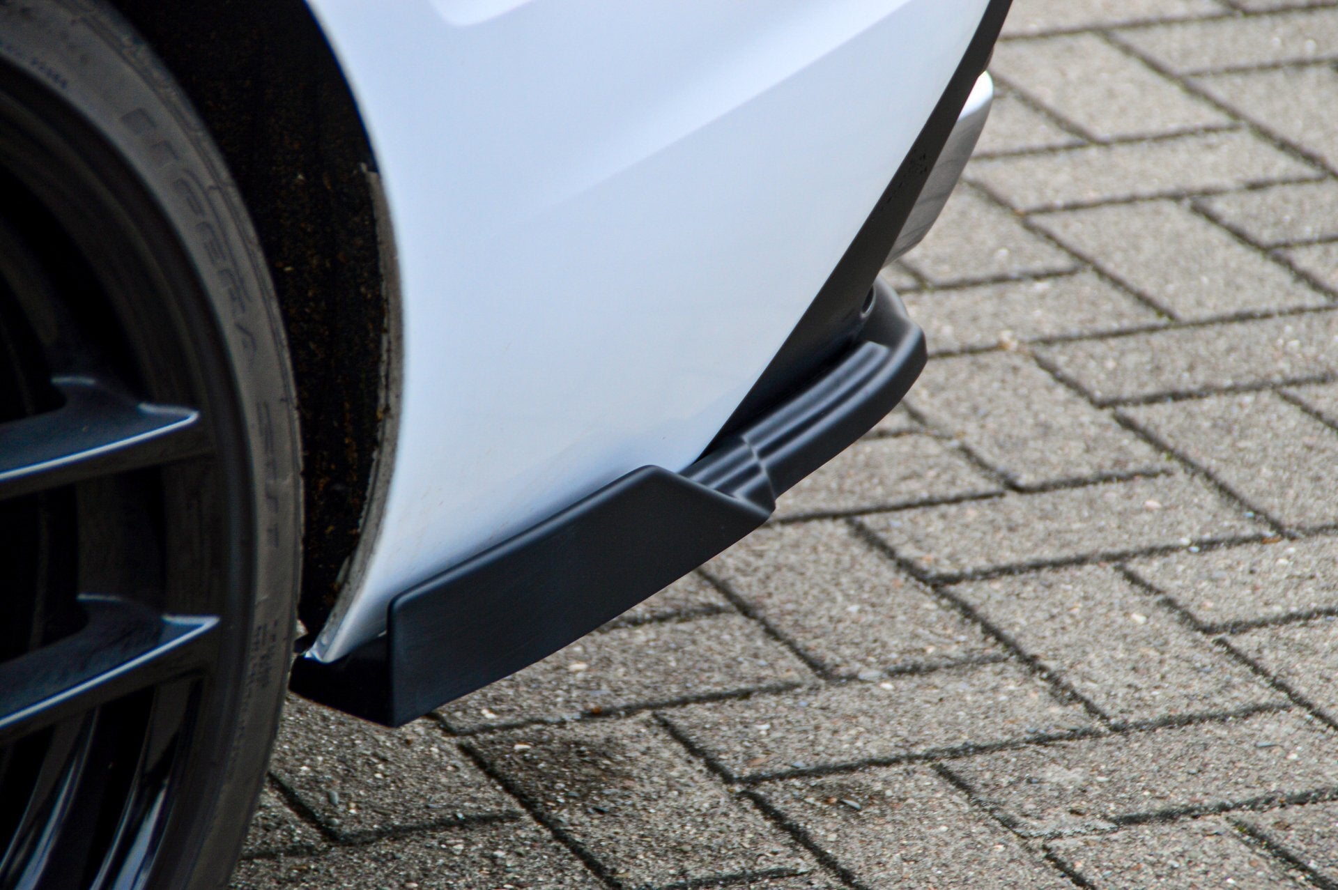 Heckansatz Seitenteile mit Wings passend für Audi A4 B9