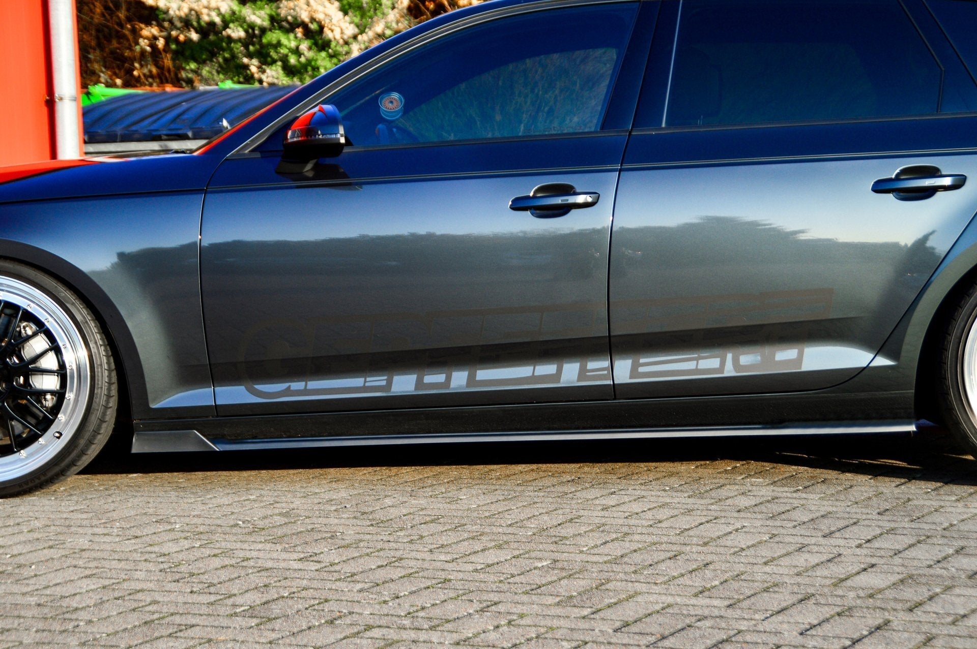 Cup Seitenschweller mit Wings vorne passend für Audi A4 B9