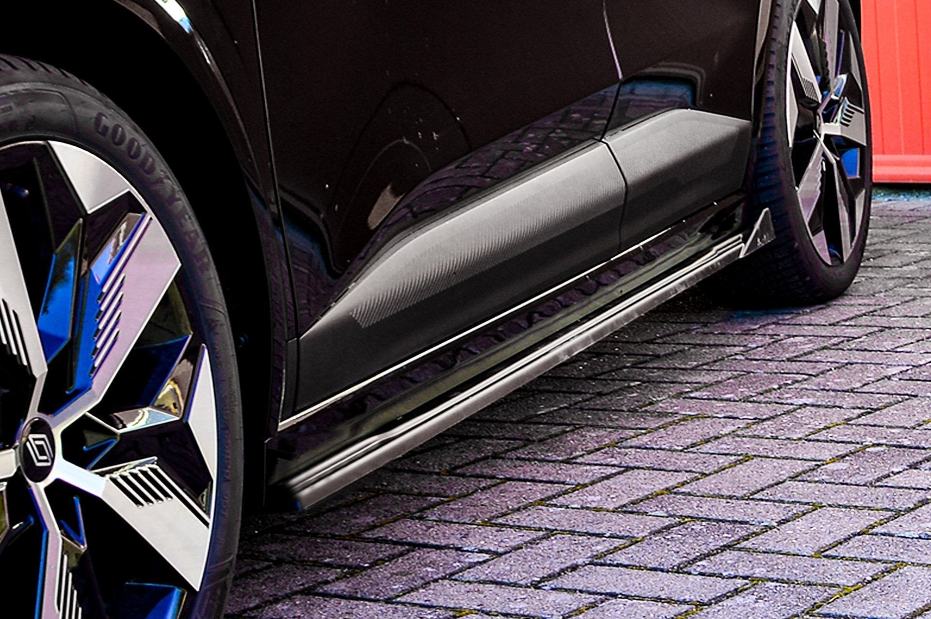 Seitenschweller mit Wings hinten aus ABS passend für Renault Megane E-Tech RCB