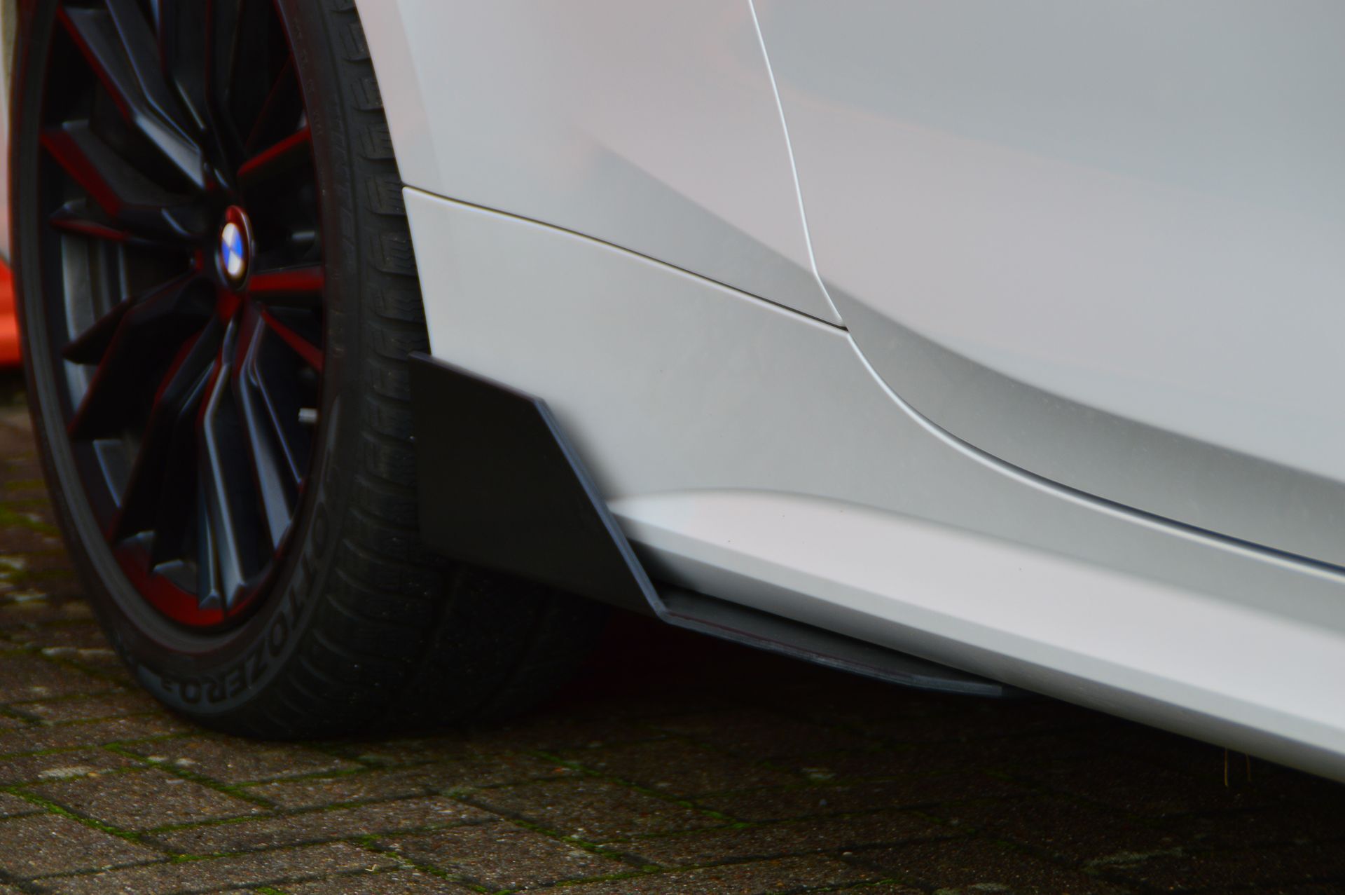 Gefräster Seitenschweller Wing aus ABS passend für BMW 4er G22 G23 ohne M-Paket