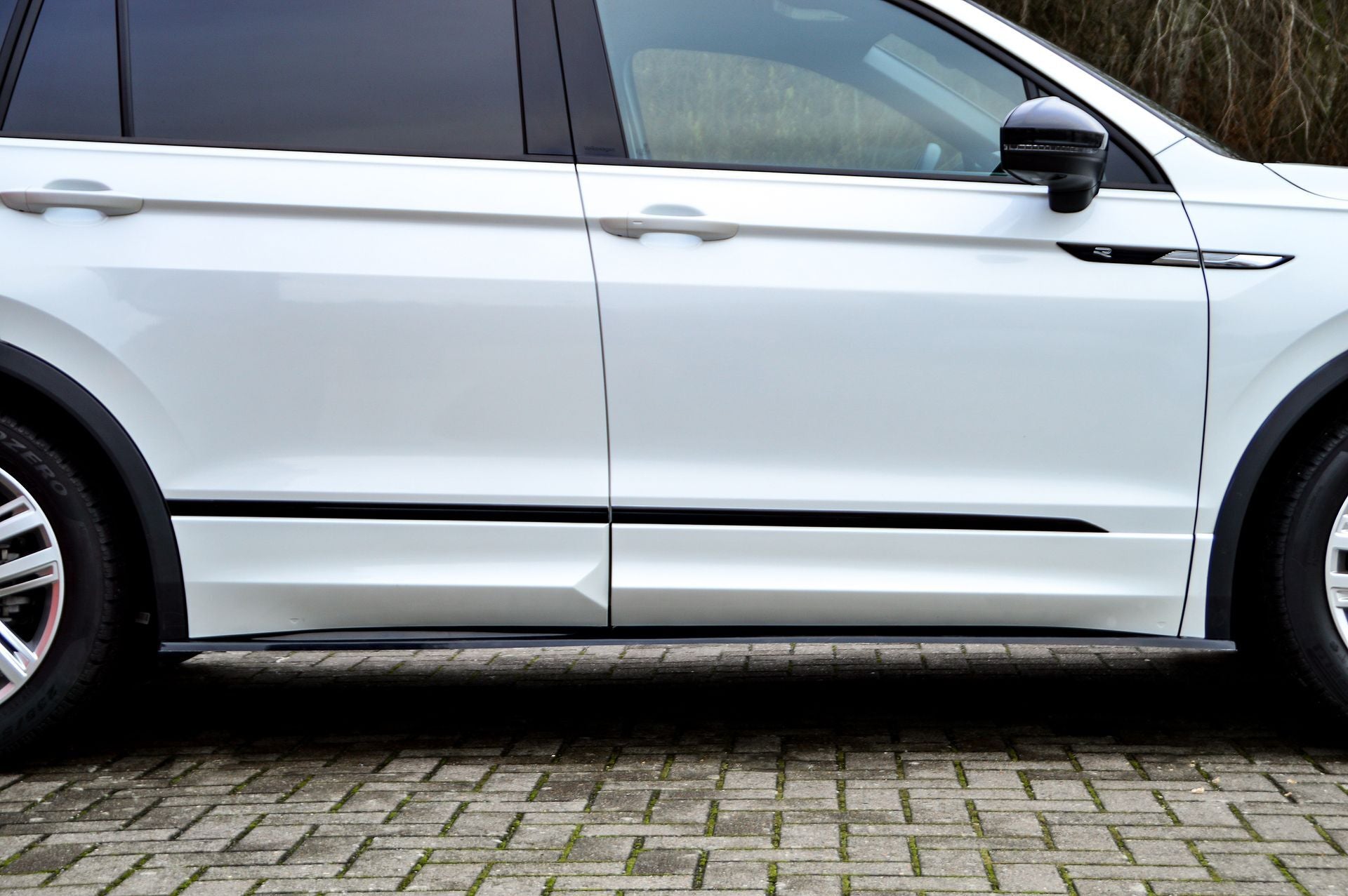 Cup Seitenschweller Satz aus ABS passend für VW Tiguan 2 AD1 Allspace