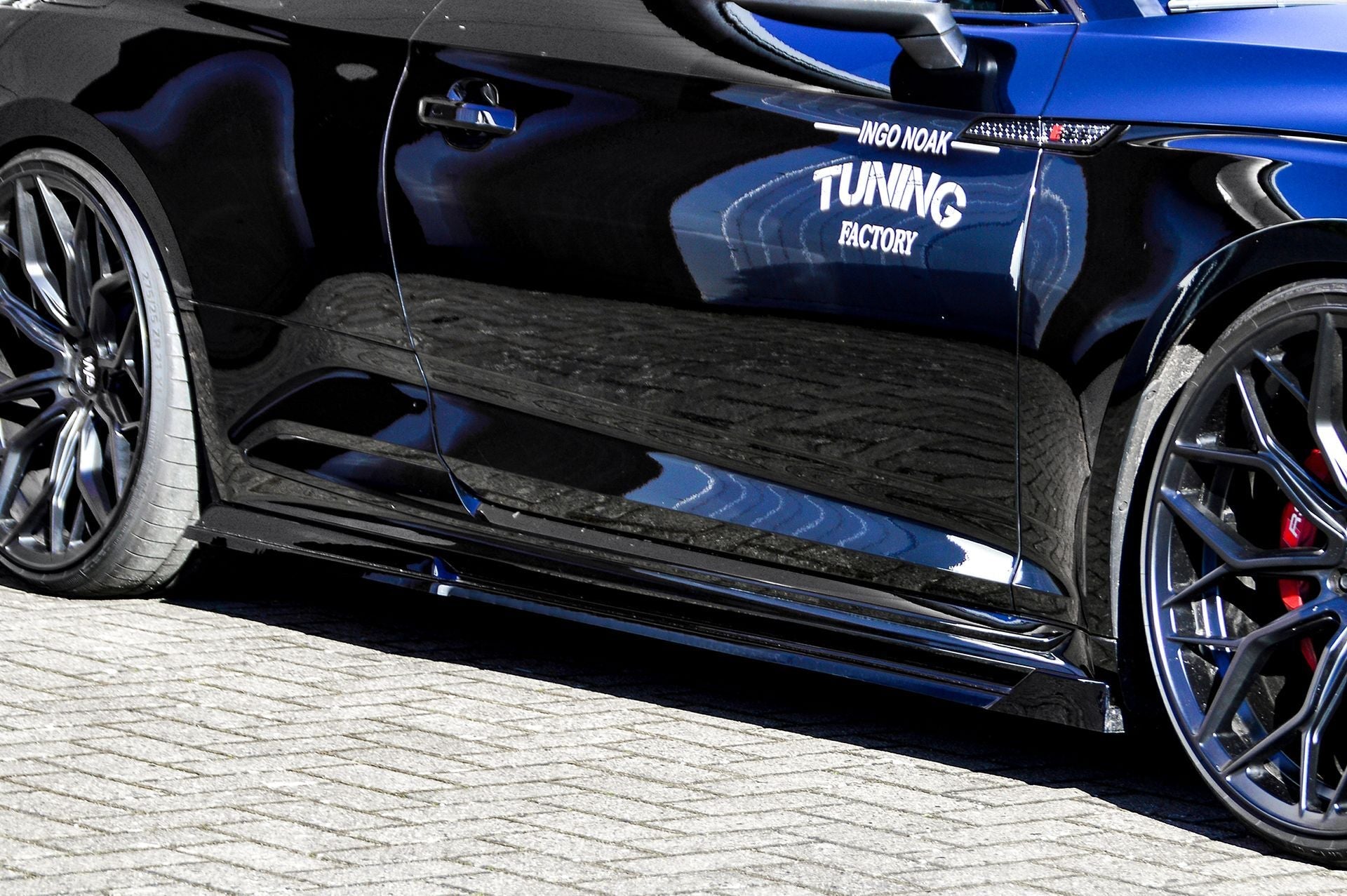 Cup Seitenschweller mit Wings vorne passend für Audi RS5 B9 F5