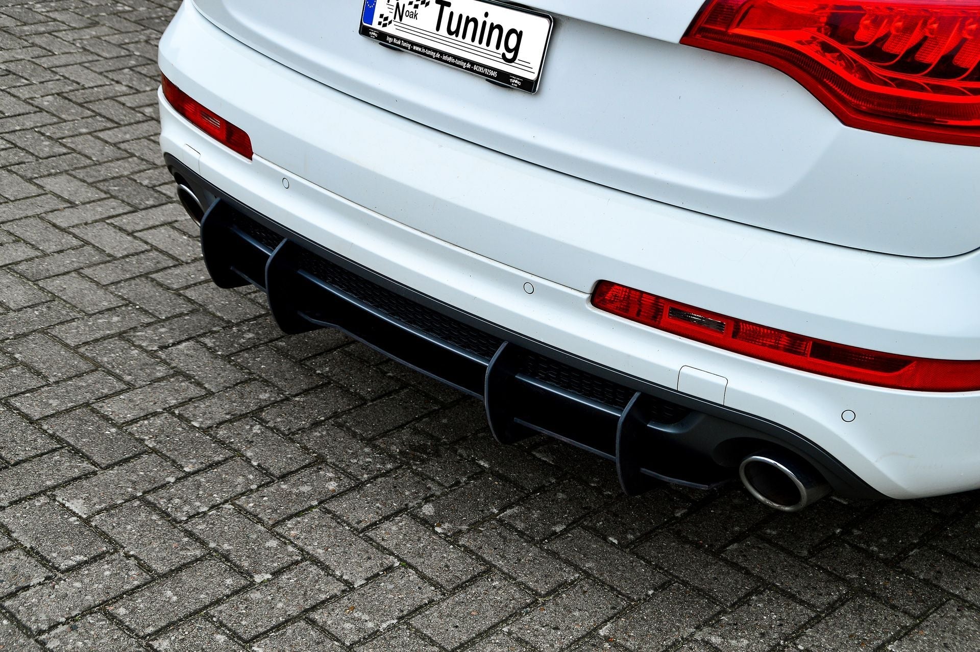 Gefräster Heckansatz mit Finnen passend für Audi Q7 4L mit S-Line