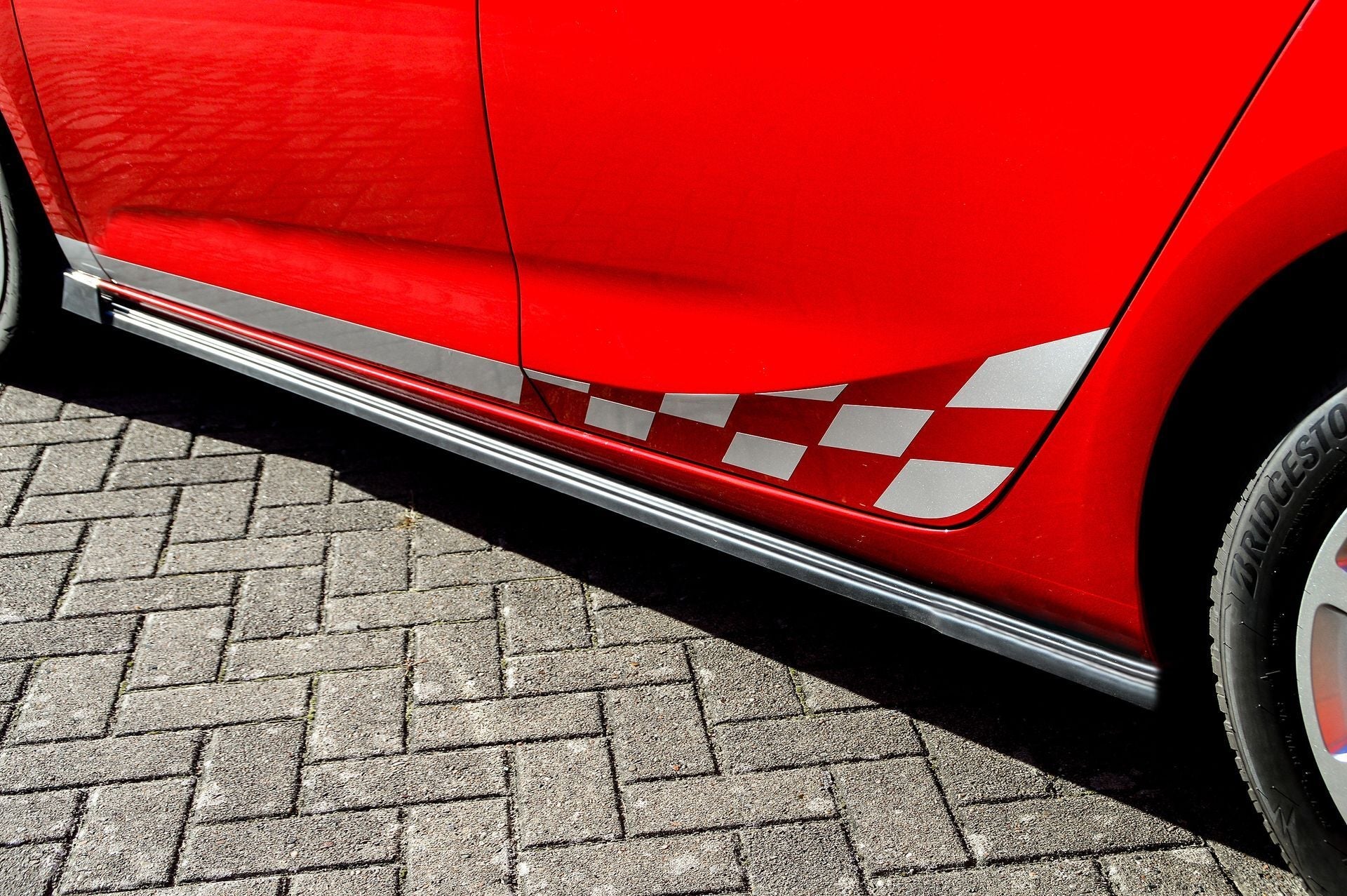 Cup Seitenschweller mit Wings vorne passend für Hyundai I30 N-Line