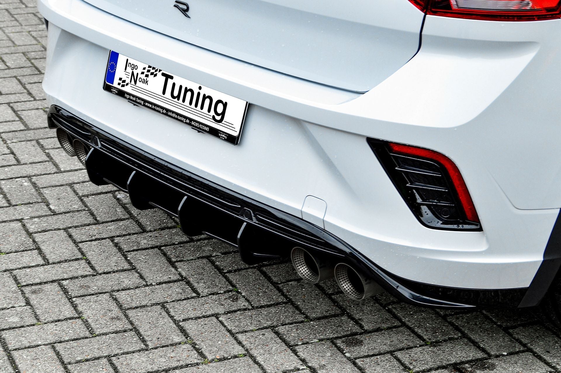 Gefräster Heckdiffusor aus ABS passend für VW T-ROC R 1