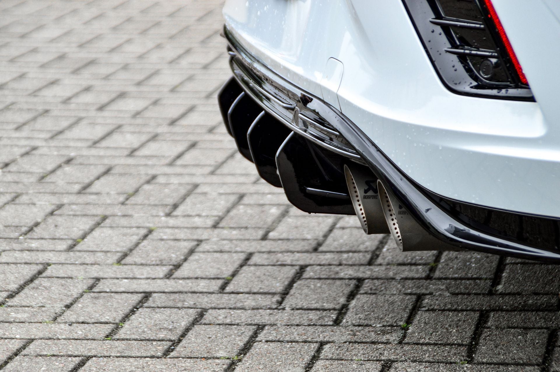 Gefräster Heckdiffusor aus ABS passend für VW T-ROC R 1