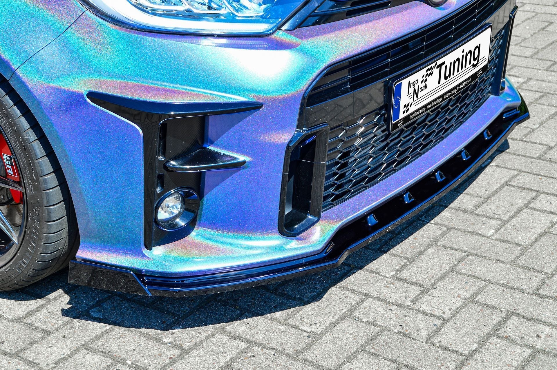Frontspoilerlippe mit Wings passend für Toyota GR Yaris