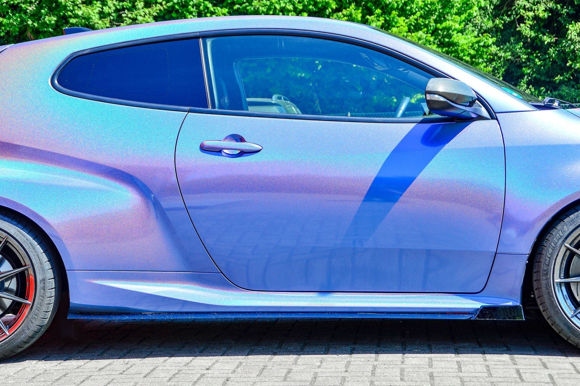 Seitenschweller mit Wings vorne passend für Toyota GR Yaris