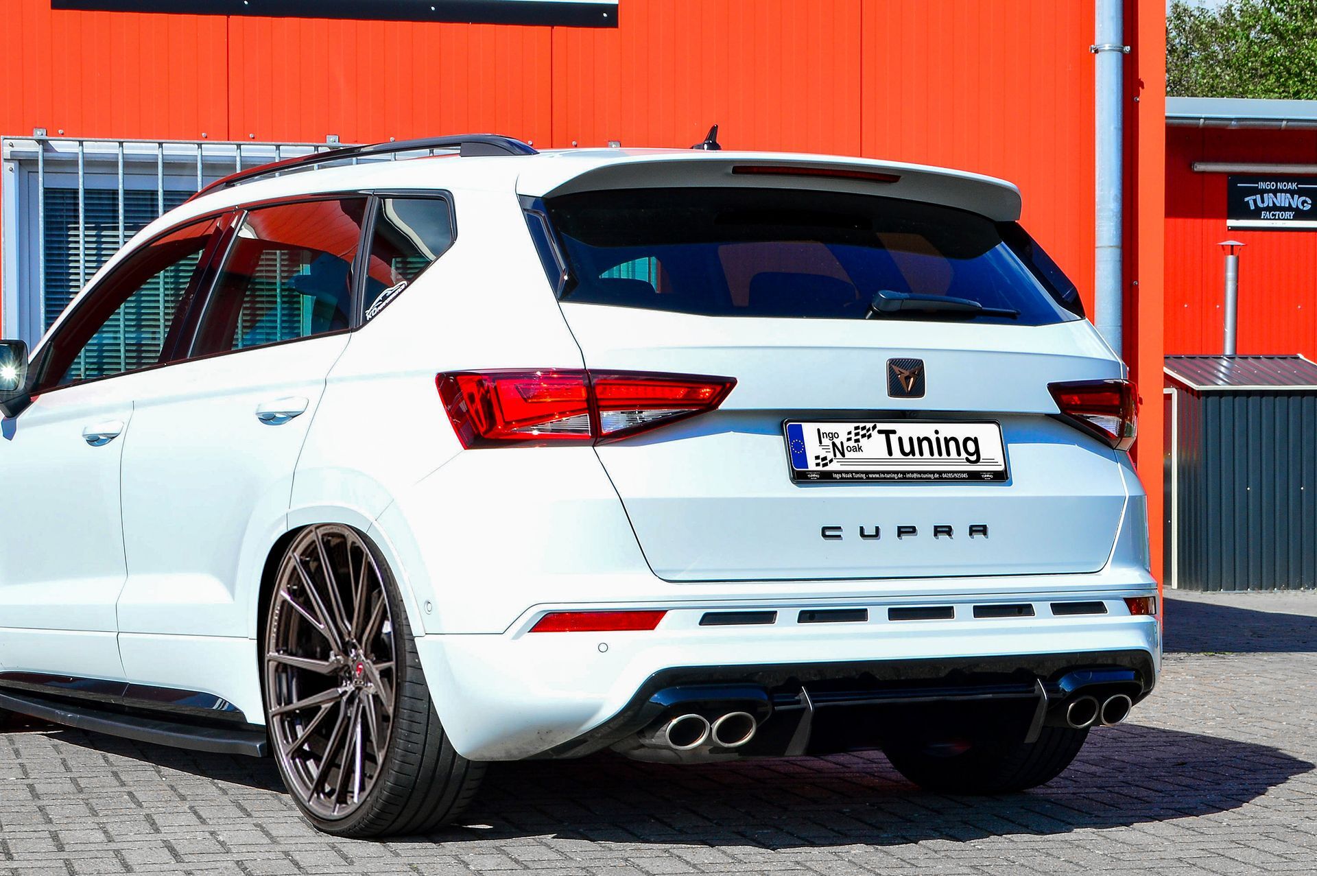 Gefräster Heckansatz Diffusor passend für Cupra Ateca 5FP mit AHK
