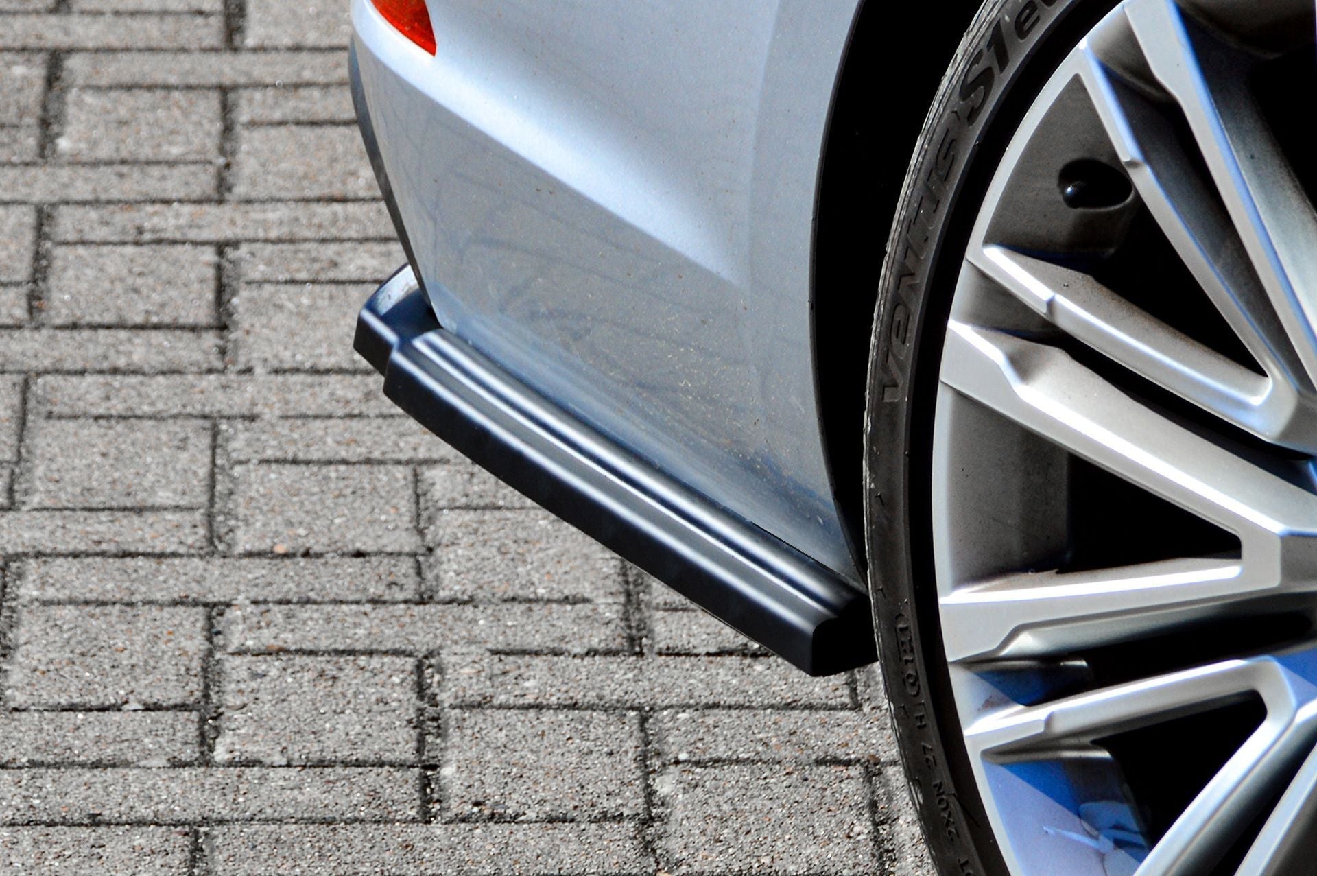 Heckansatz Seitenteile passend für Audi A4 B9 Avant 05/2019