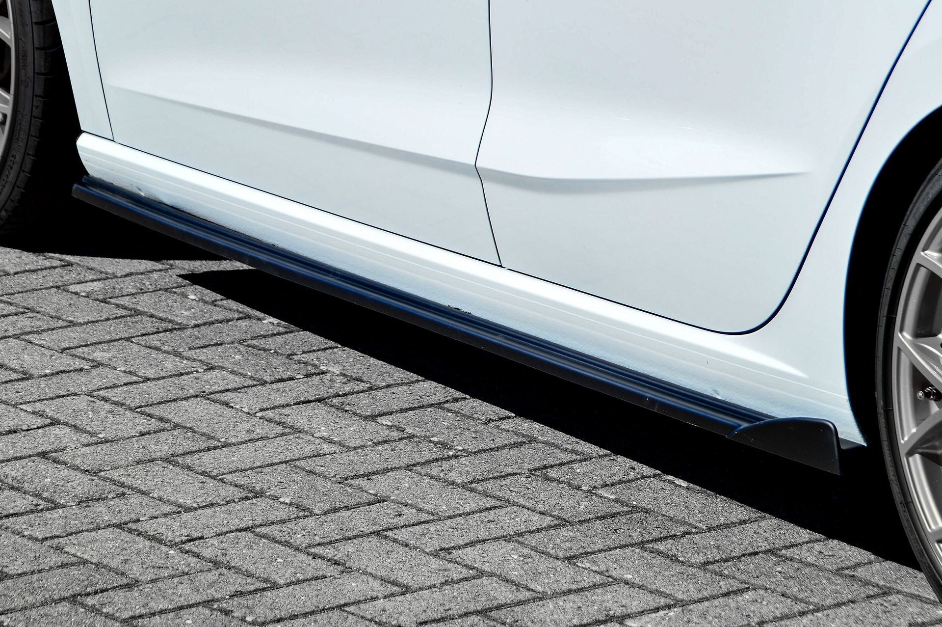 Cup Seitenschweller mit Wings passend für Seat Ibiza 6F KJ
