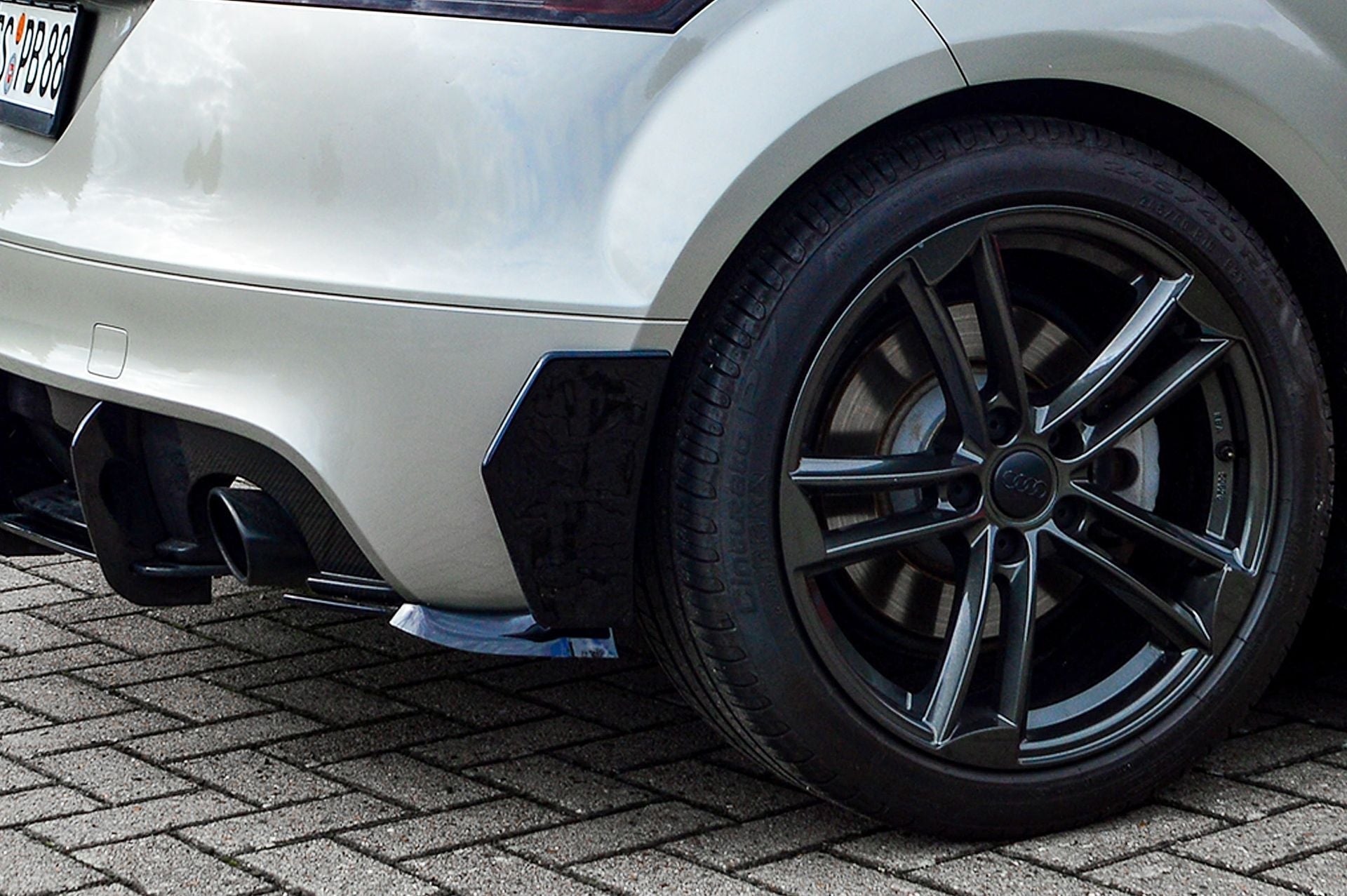 Hintere Seiten Flaps Flicks Satz aus ABS Kunststoff passend für Audi TT 8J