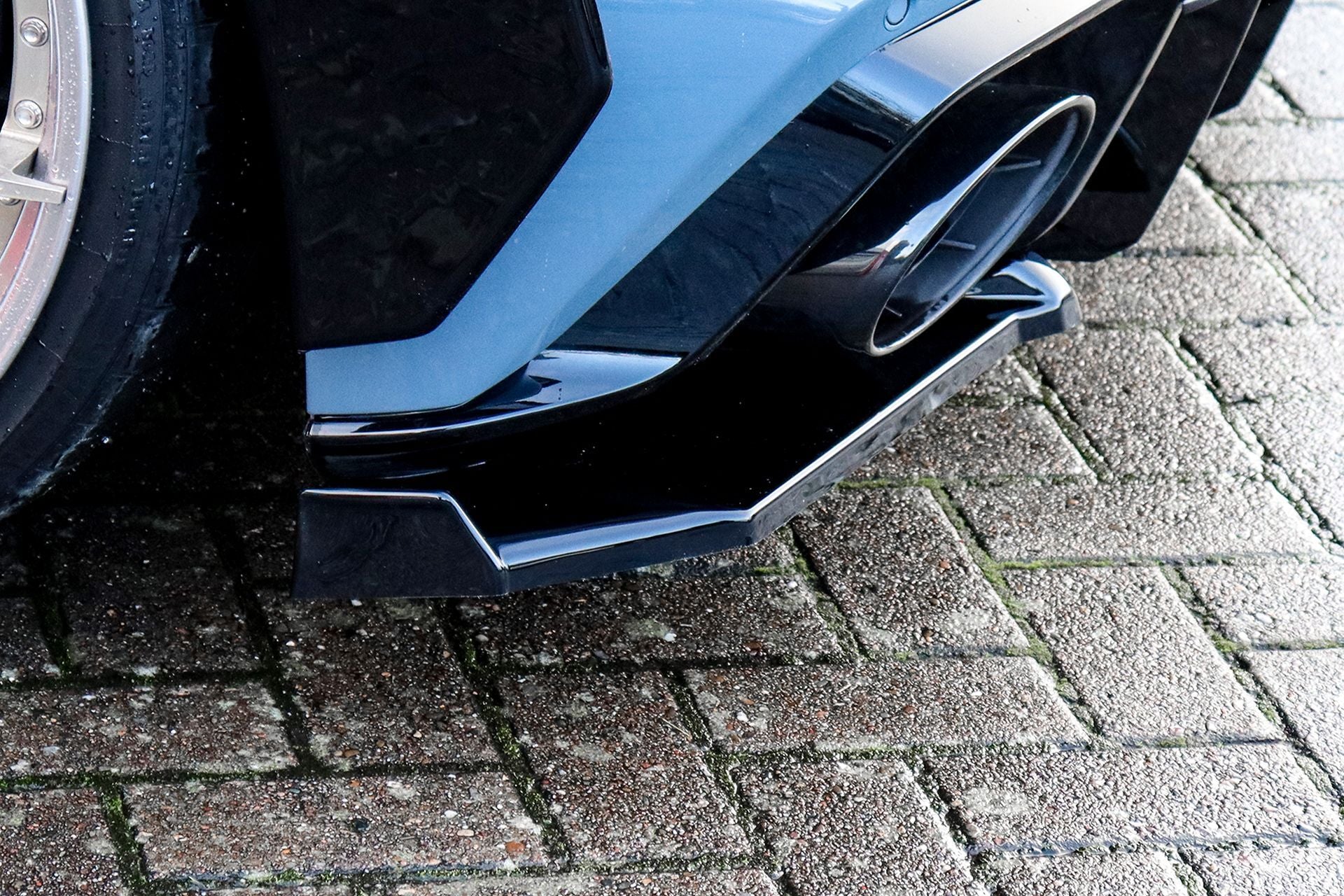 Heckansatz Seitenteile mit Wings passend für Audi R8 4S