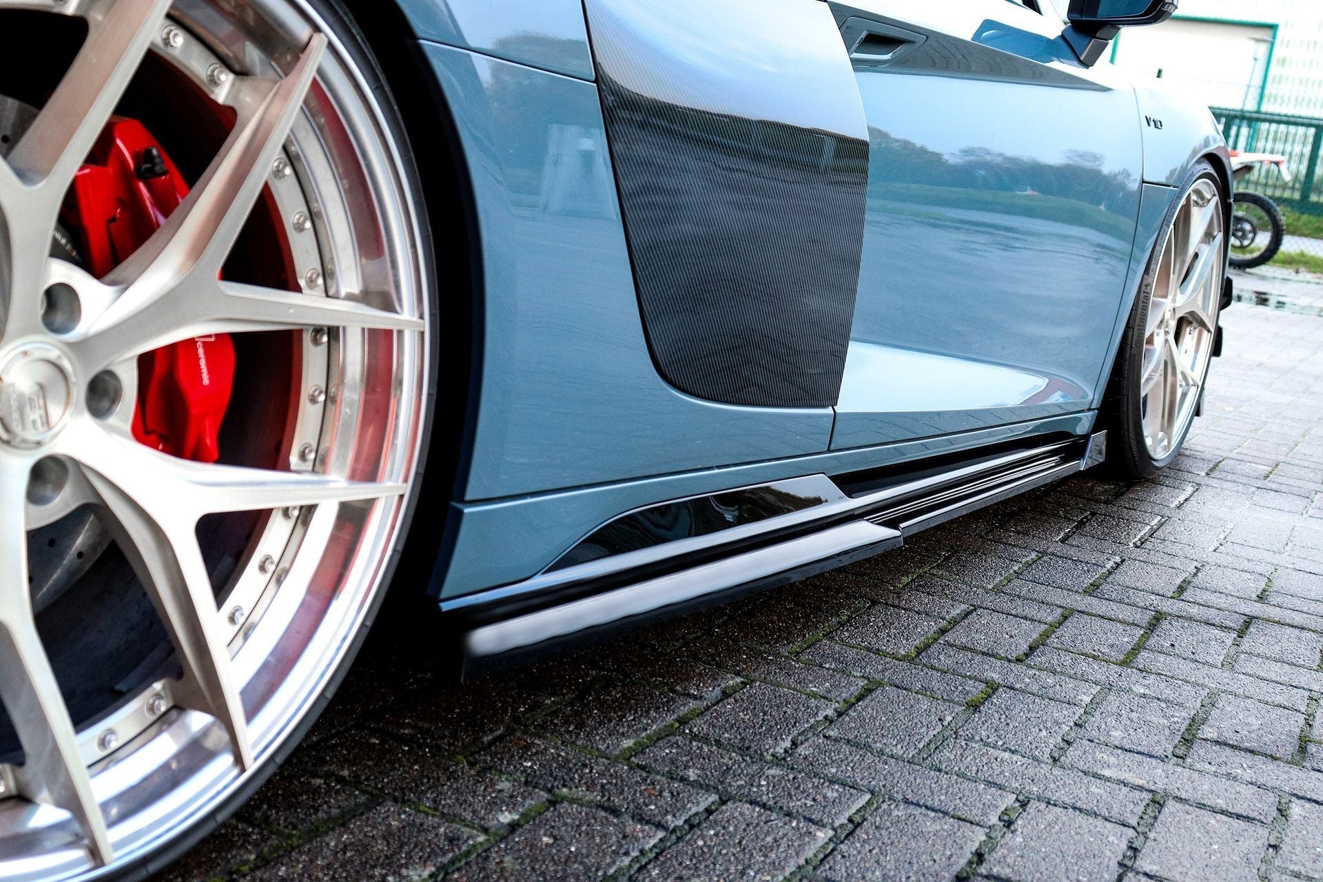 Cup Seitenschweller mit Wings vorne passend für Audi R8 4S Facelift