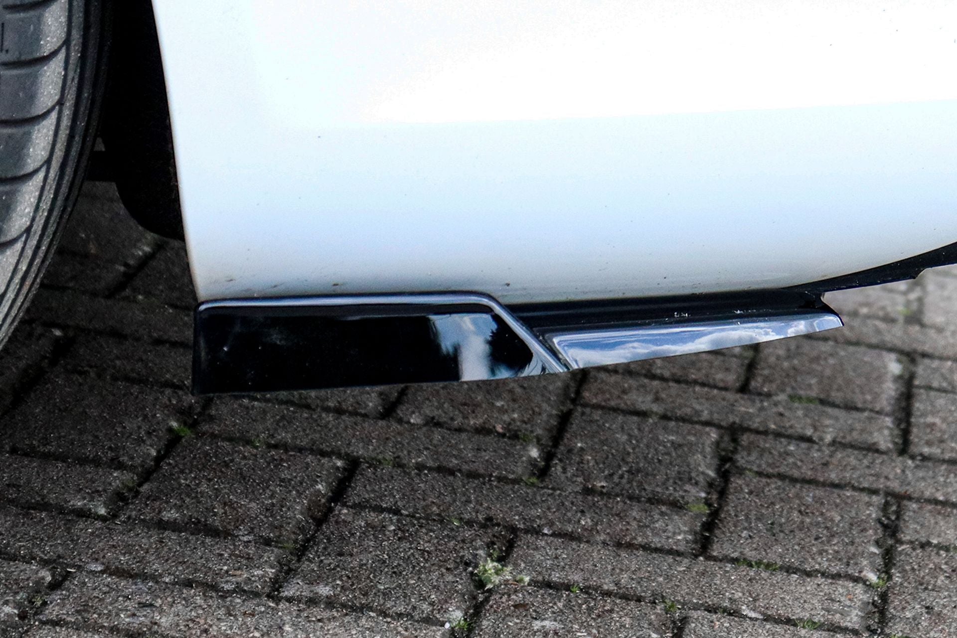 Heckansatz Seitenteile mit Wings passend für Audi A5 B8 Facelift ohne S-Line