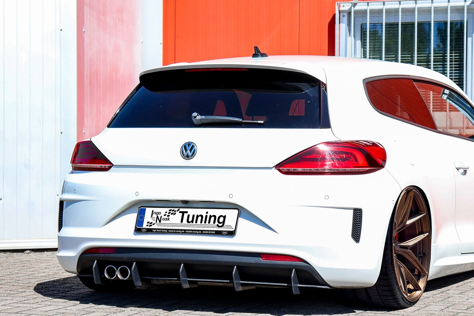 Gefräster Heckansatz mit Finnen passend für VW Scirocco 3 mit R-Line Facelift