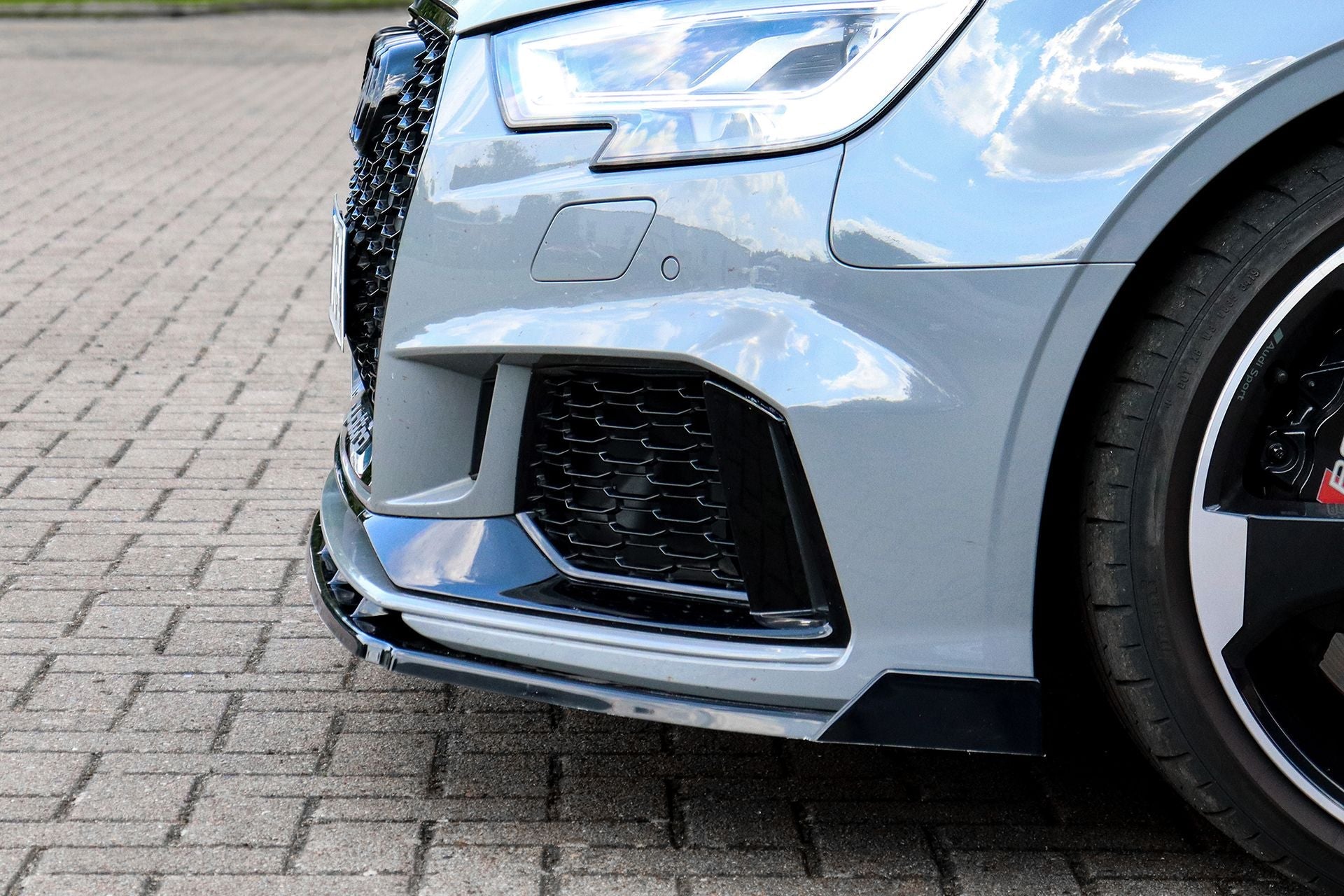 Cup Frontspoilerlippe mit Wings passend für Audi RS3 8V Facelift Sportback/Limo
