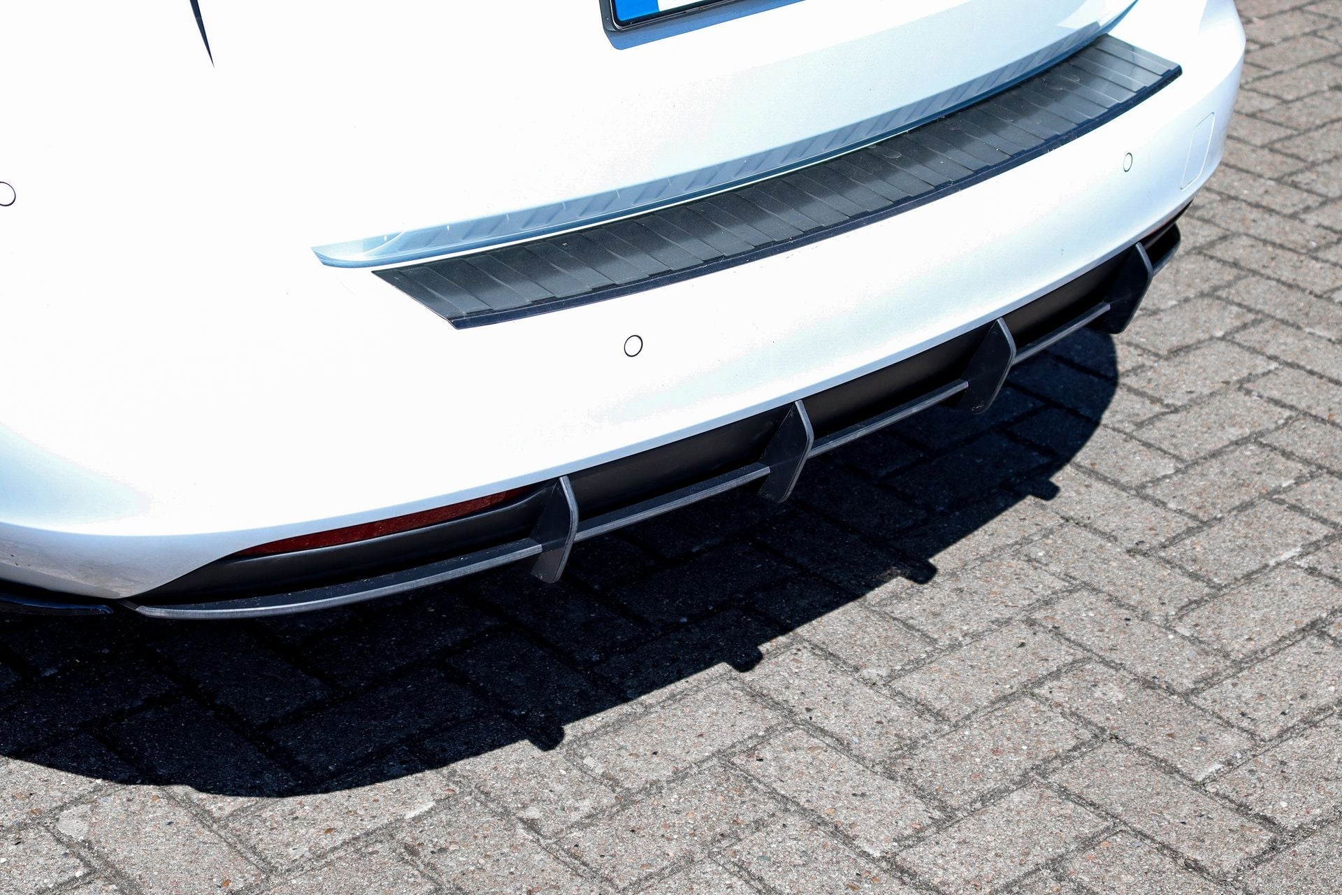 Gefräster Heckansatz passend für Opel Astra K Sportstourer ohne Endrohr