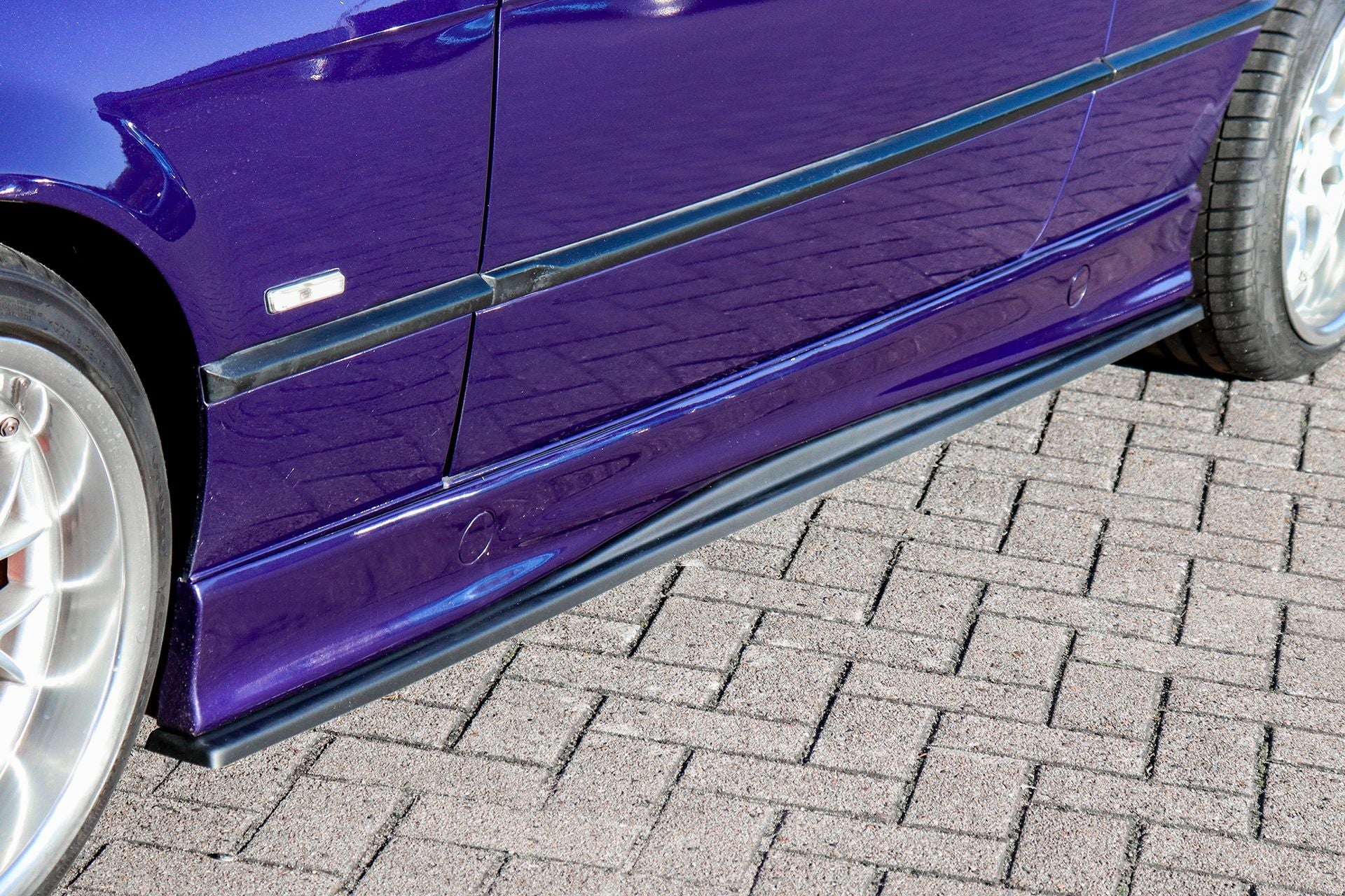 Seitenschweller im Cup Look passend für BMW 3er E36 mit M-Paket + M3